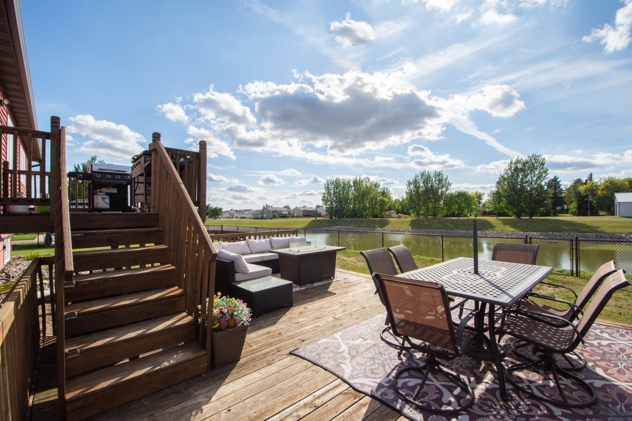 2009 single family home for sale at 4407 15th Street S in Moorhead, MN — 4 bed, 2 bath (photo 47 of 55)