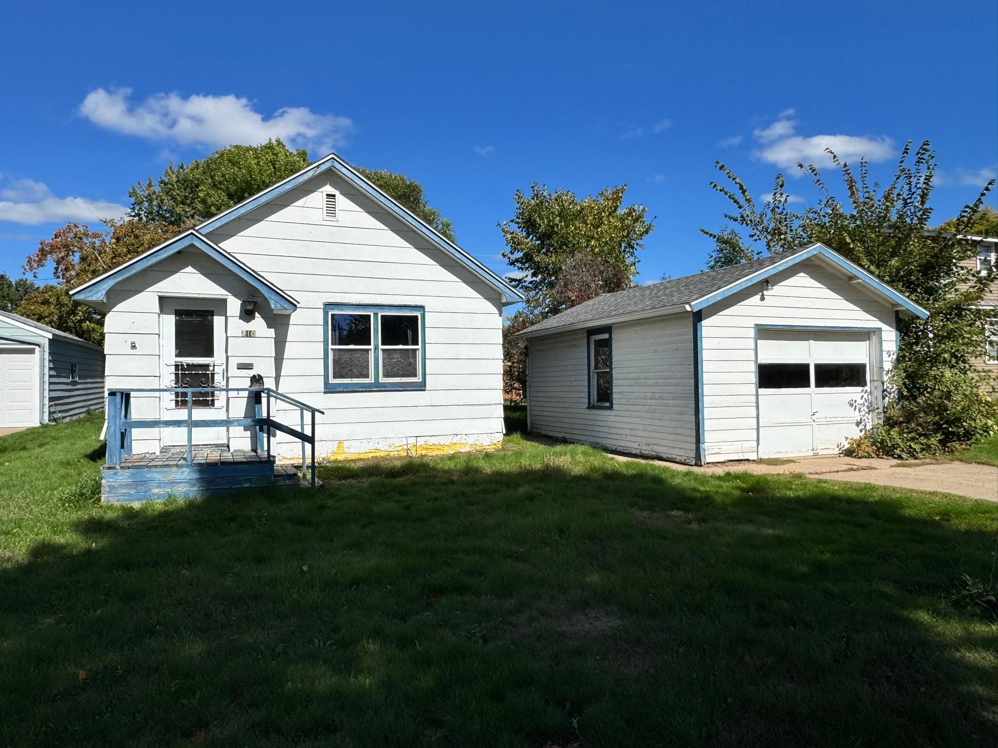 1936 single family home for sale at 710 3rd Street NW in Aitkin, MN — 1 bed, 1 bath (photo 2 of 38)