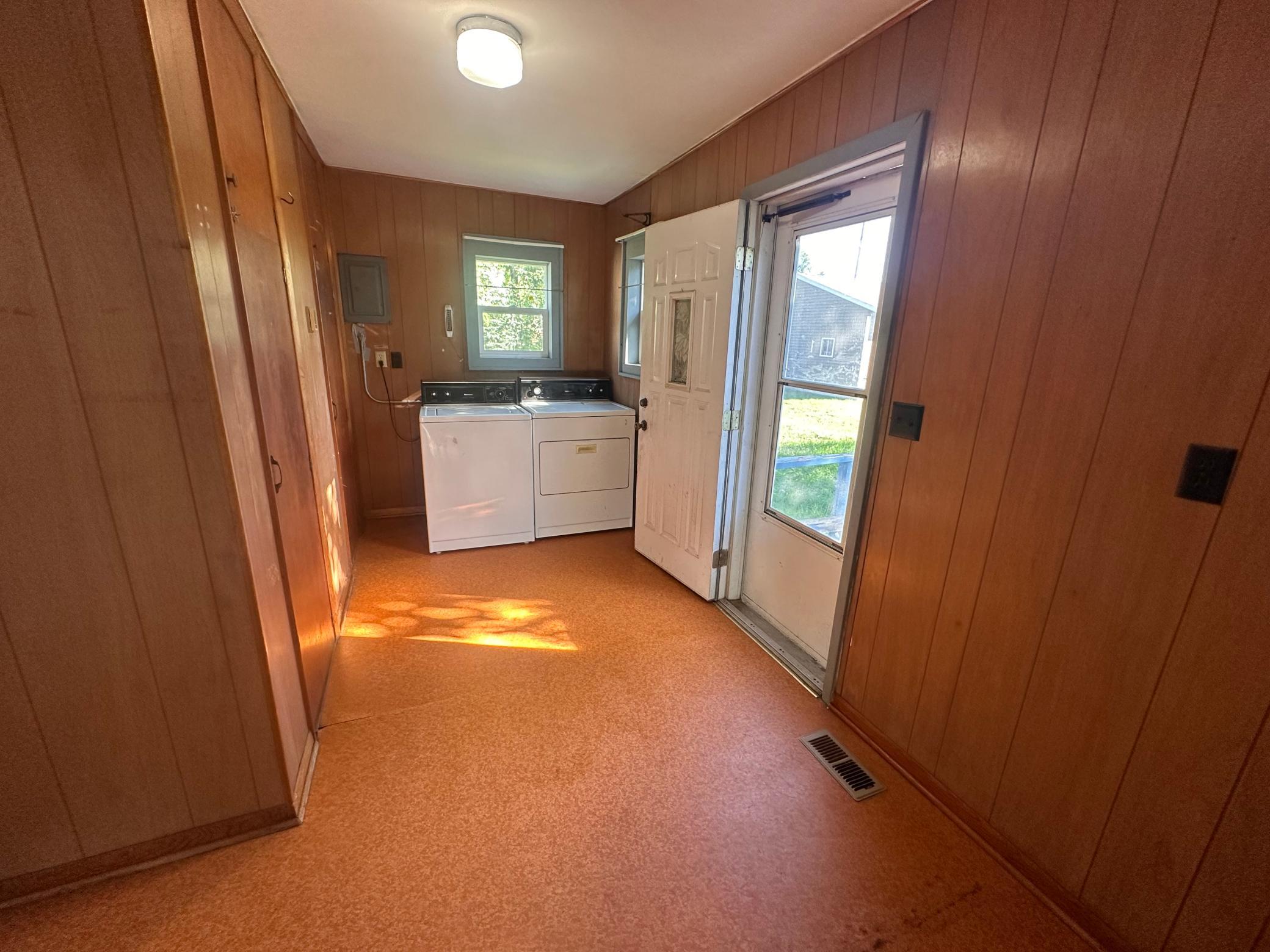 1936 single family home for sale at 710 3rd Street NW in Aitkin, MN — 1 bed, 1 bath (photo 5 of 38)
