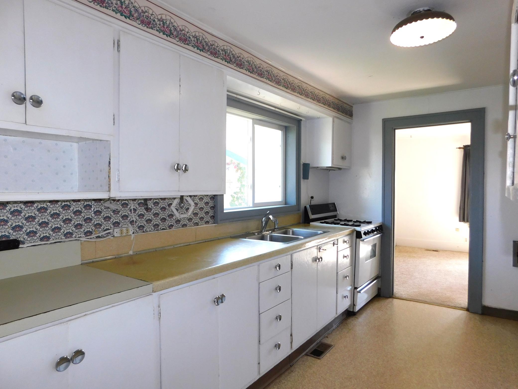 1936 single family home for sale at 710 3rd Street NW in Aitkin, MN — 1 bed, 1 bath (photo 6 of 38)
