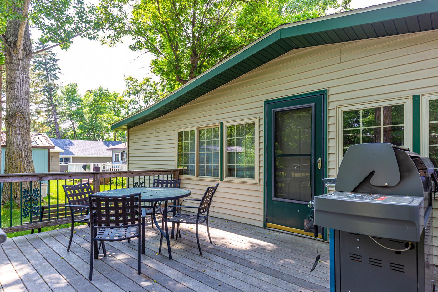1927 single family home for sale at 13268 Fairhaven Lane in Detroit Lakes, MN — 2 bed, 1 bath (photo 21 of 25)