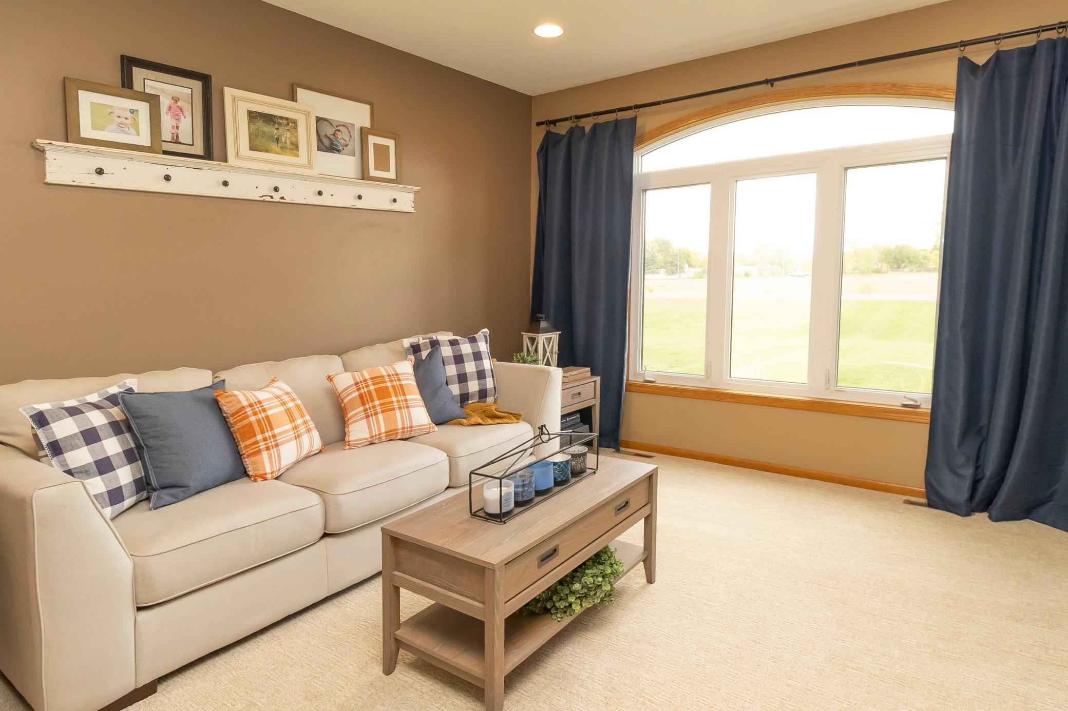 2004 single family home for sale at 316 Interstate Boulevard in Harwood, ND — 5 bed, 4 bath (photo 15 of 95)