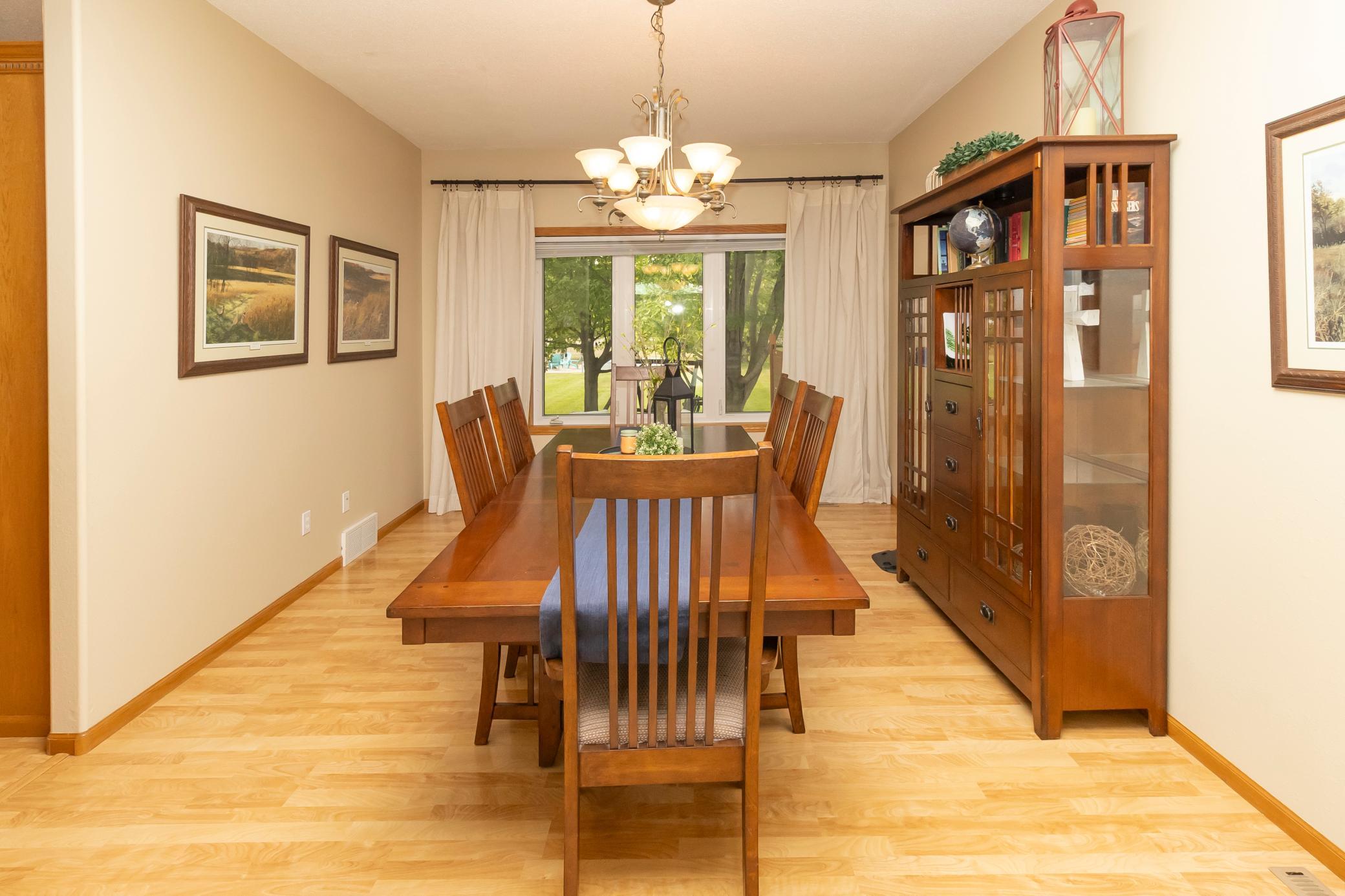2004 single family home for sale at 316 Interstate Boulevard in Harwood, ND — 5 bed, 4 bath (photo 19 of 95)