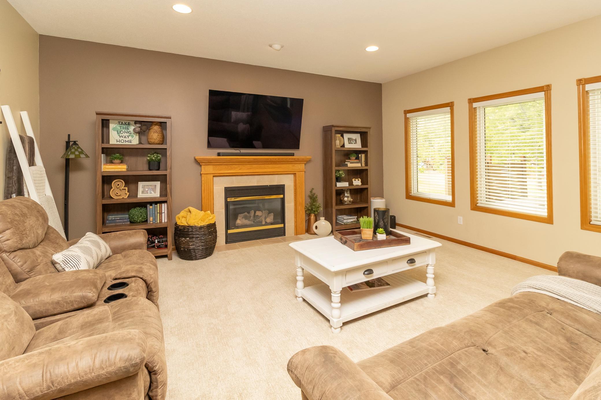 2004 single family home for sale at 316 Interstate Boulevard in Harwood, ND — 5 bed, 4 bath (photo 31 of 95)