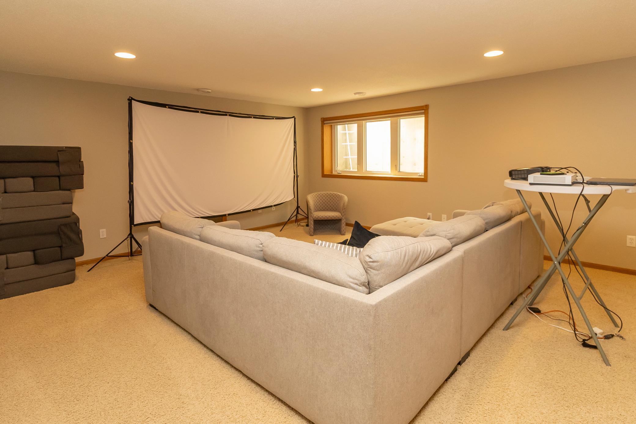 2004 single family home for sale at 316 Interstate Boulevard in Harwood, ND — 5 bed, 4 bath (photo 66 of 95)