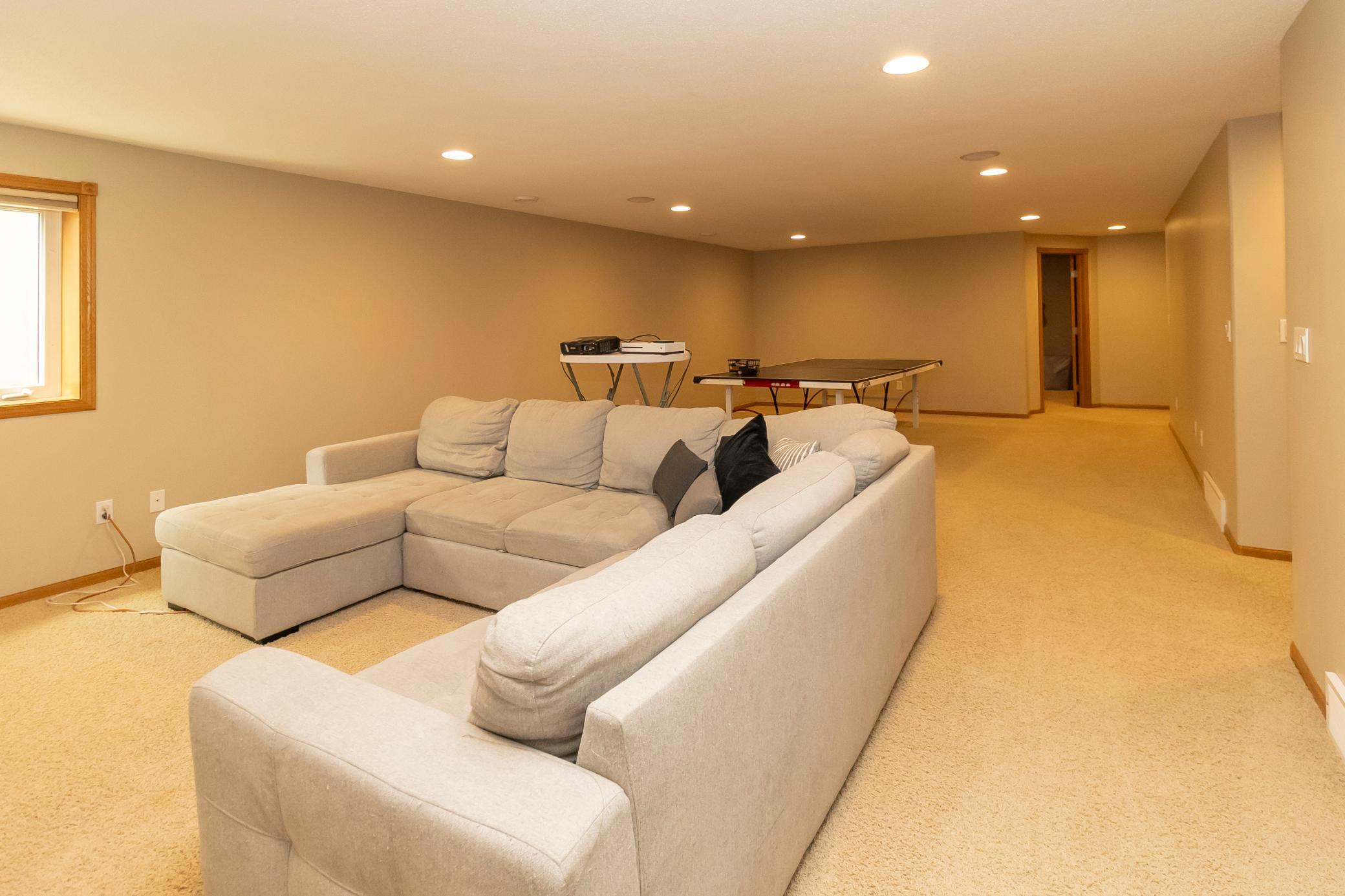 2004 single family home for sale at 316 Interstate Boulevard in Harwood, ND — 5 bed, 4 bath (photo 67 of 95)