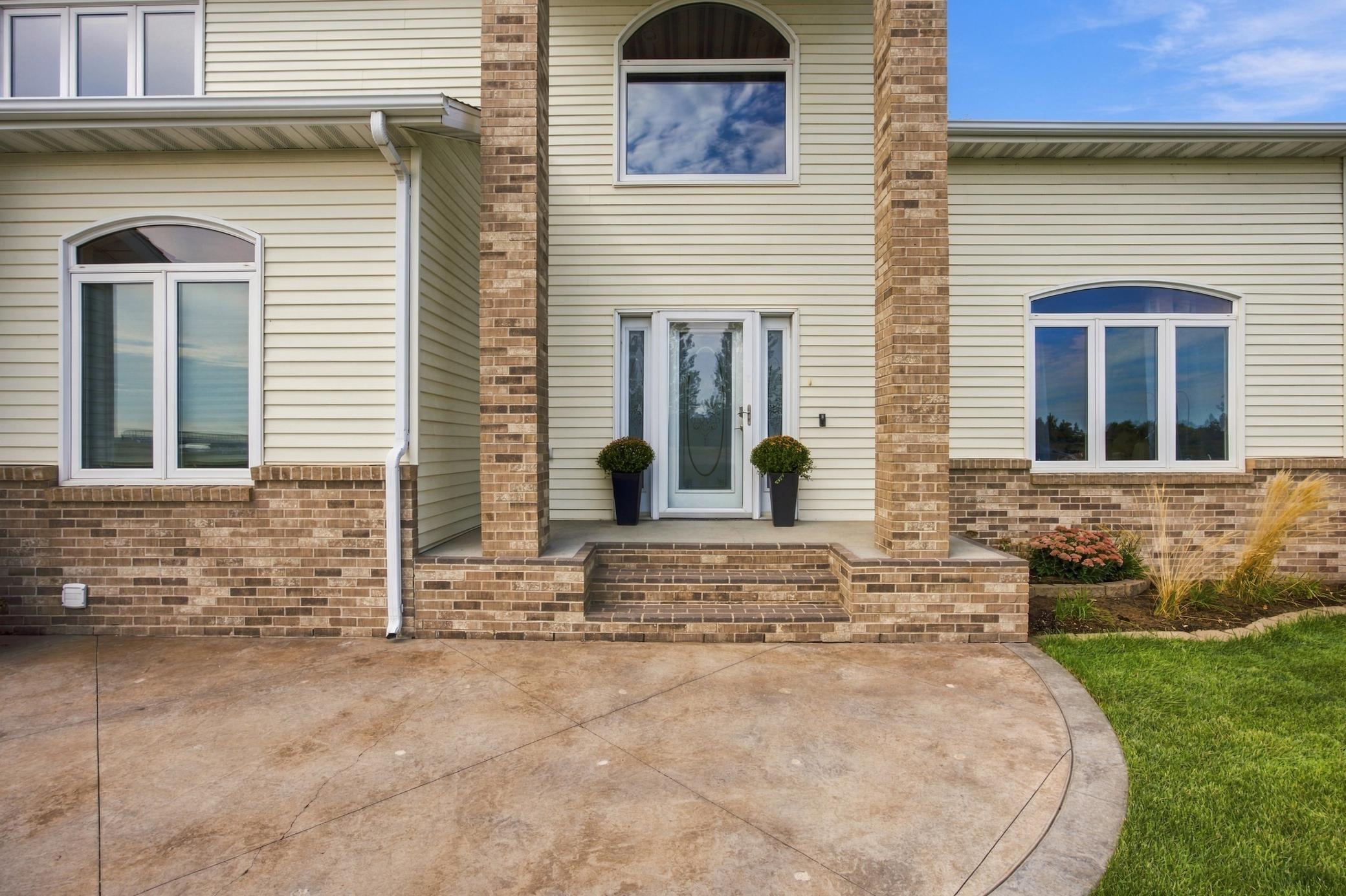 2004 single family home for sale at 316 Interstate Boulevard in Harwood, ND — 5 bed, 4 bath (photo 78 of 95)