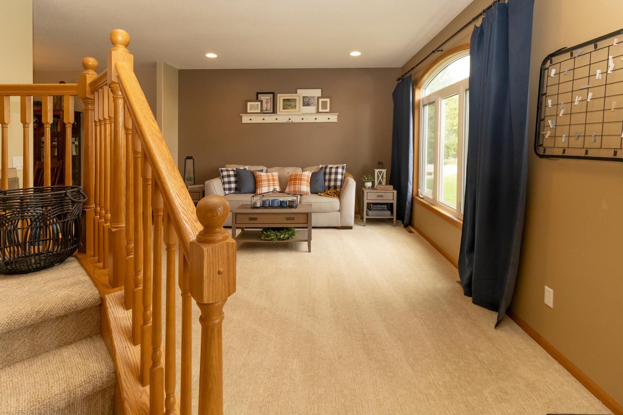2004 single family home for sale at 316 Interstate Boulevard in Harwood, ND — 5 bed, 4 bath (photo 9 of 95)