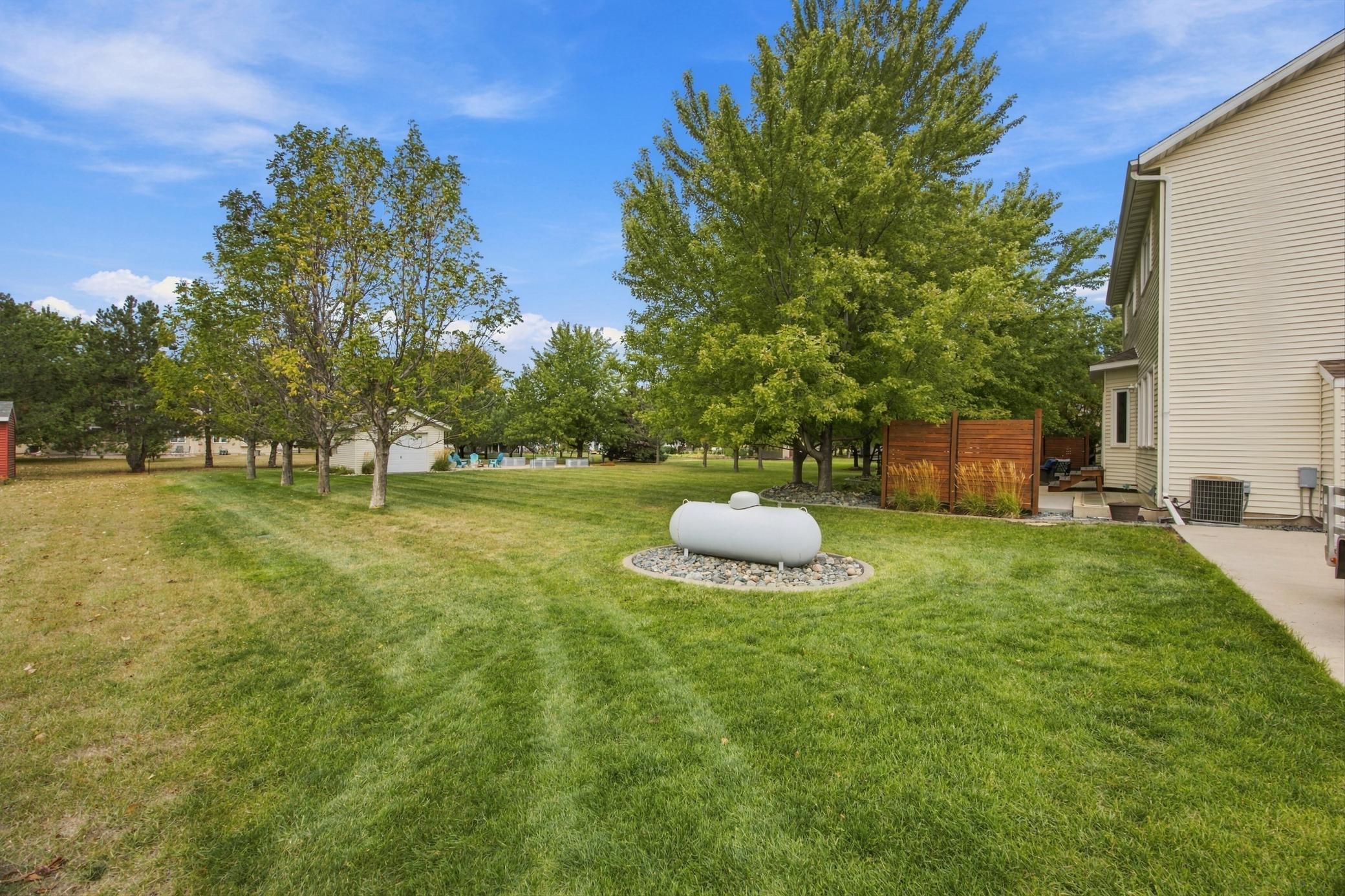 2004 single family home for sale at 316 Interstate Boulevard in Harwood, ND — 5 bed, 4 bath (photo 82 of 95)