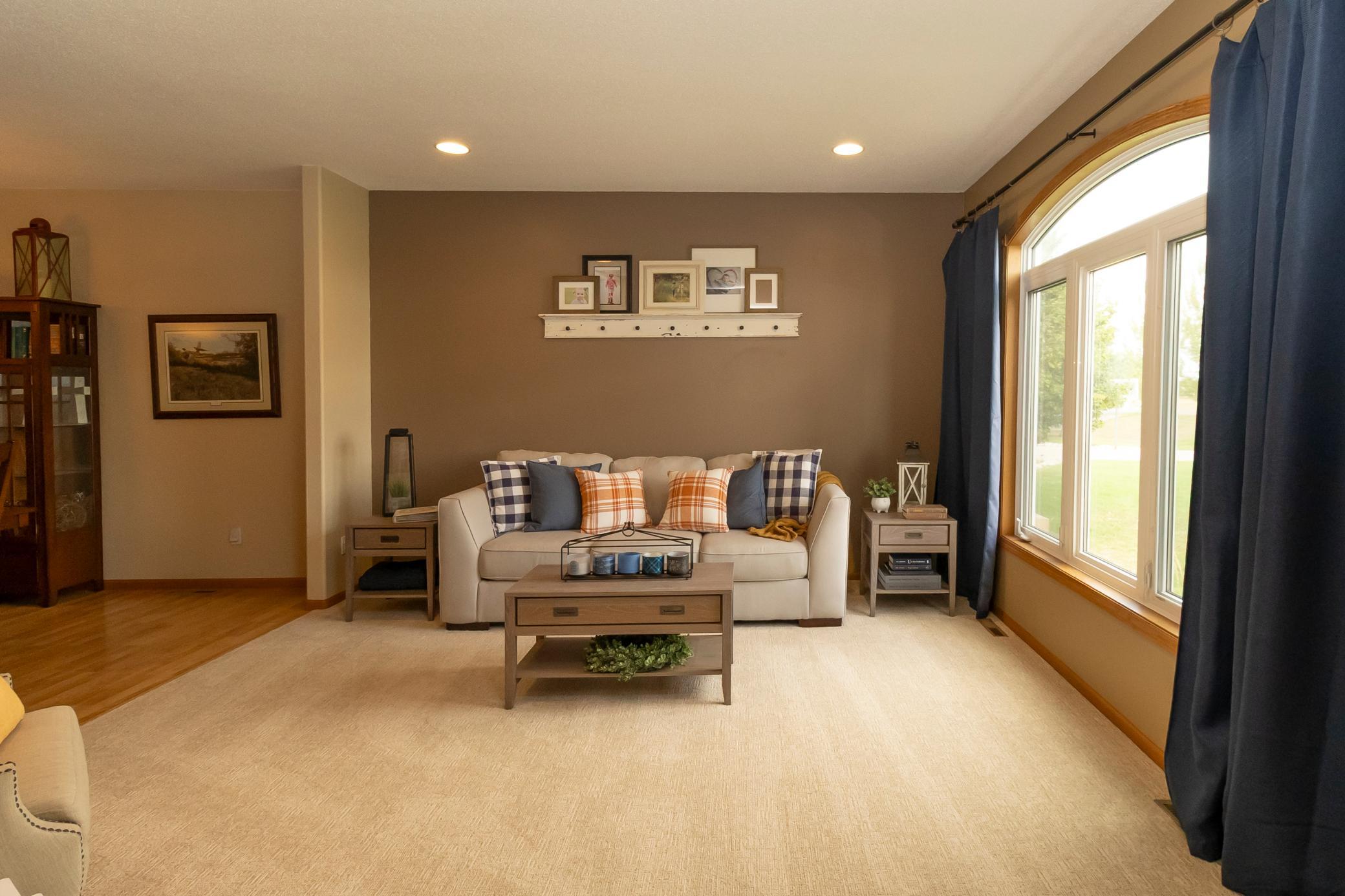 2004 single family home for sale at 316 Interstate Boulevard in Harwood, ND — 5 bed, 4 bath (photo 10 of 95)