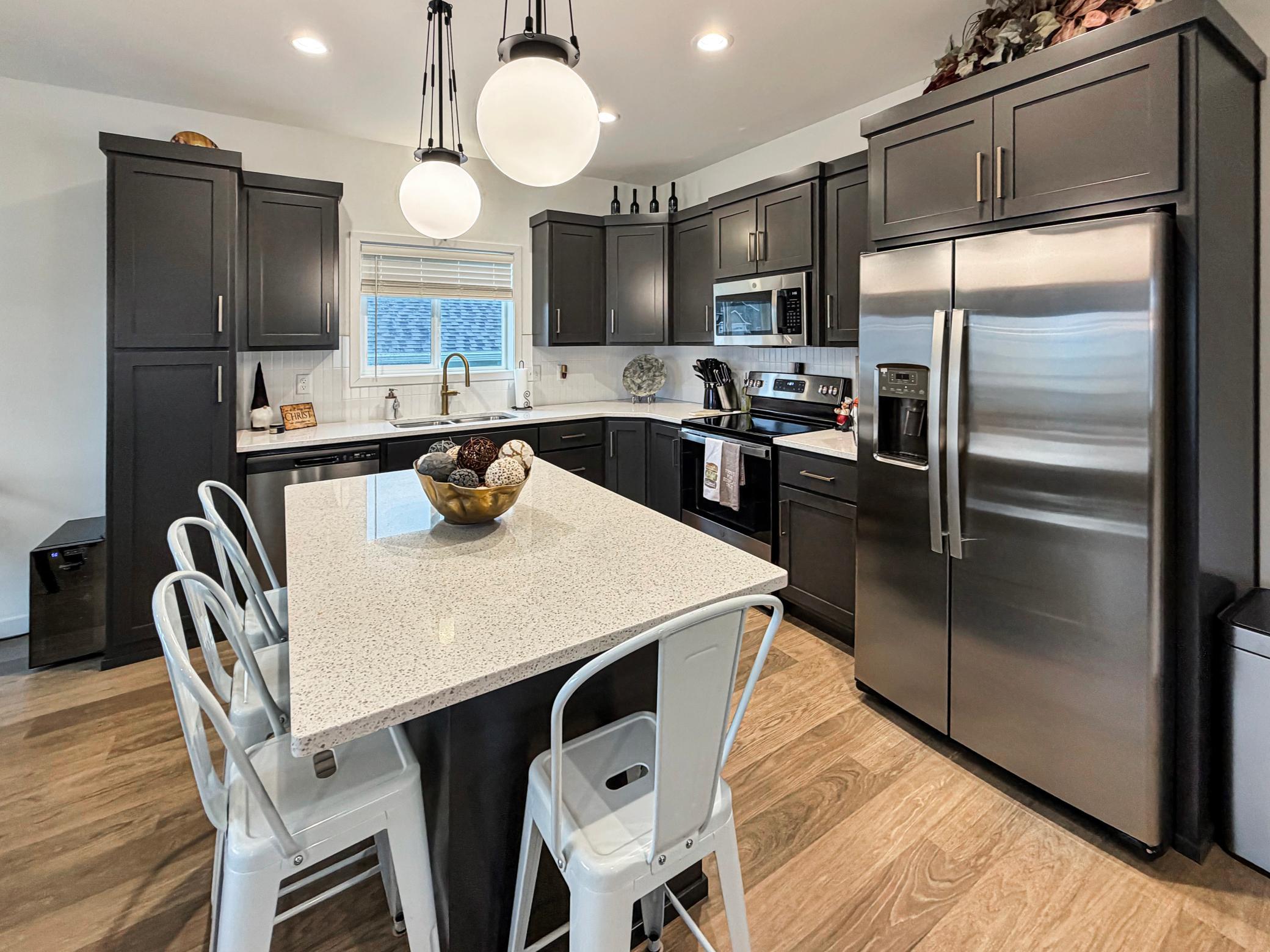 2023 single family home for sale at 1151 Marlys Drive W in West Fargo, ND — 3 bed, 3 bath (photo 11 of 44)