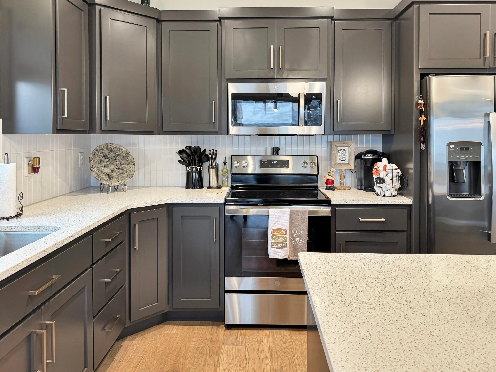 2023 single family home for sale at 1151 Marlys Drive W in West Fargo, ND — 3 bed, 3 bath (photo 13 of 44)