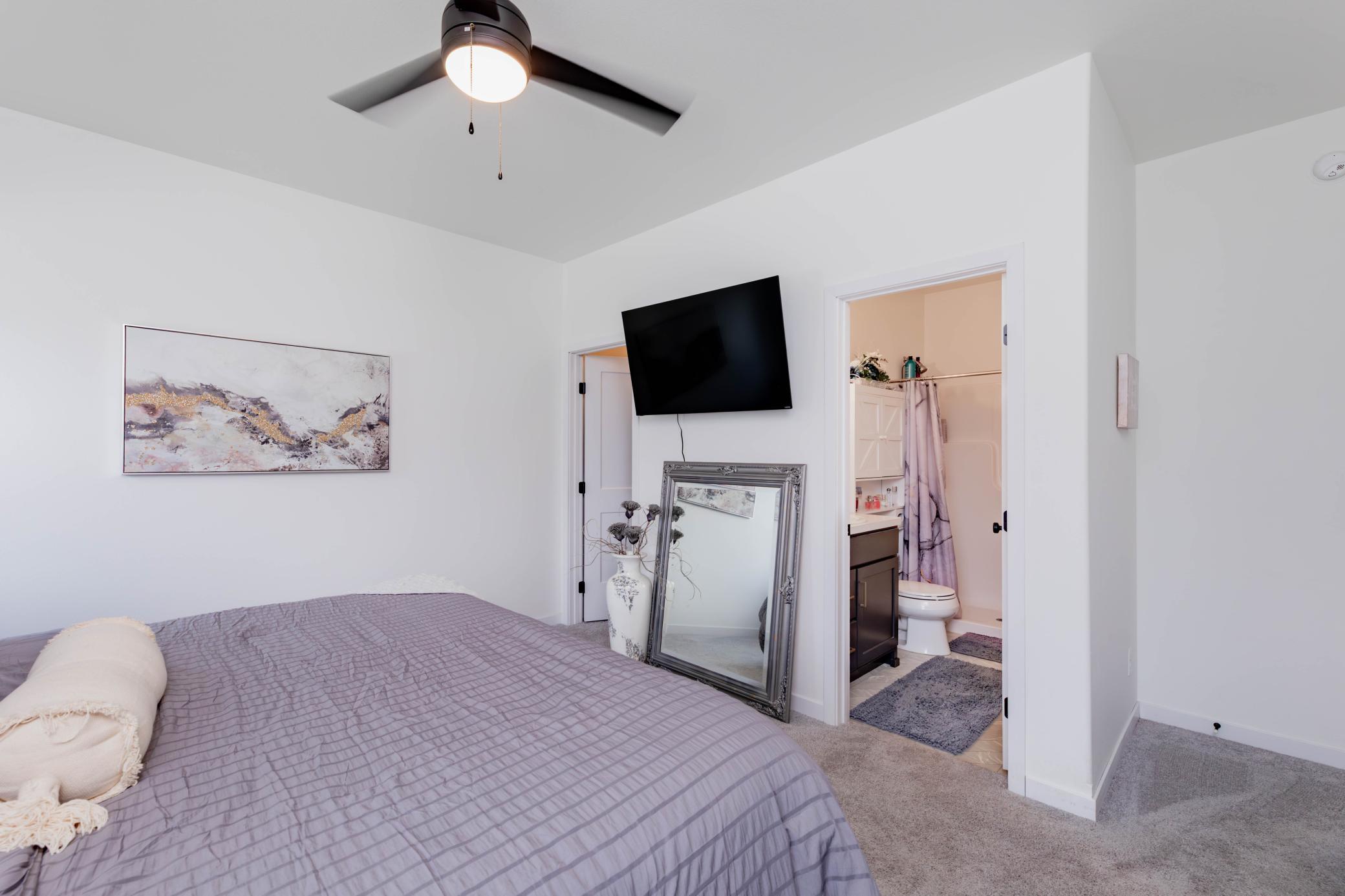 2023 single family home for sale at 1151 Marlys Drive W in West Fargo, ND — 3 bed, 3 bath (photo 17 of 44)
