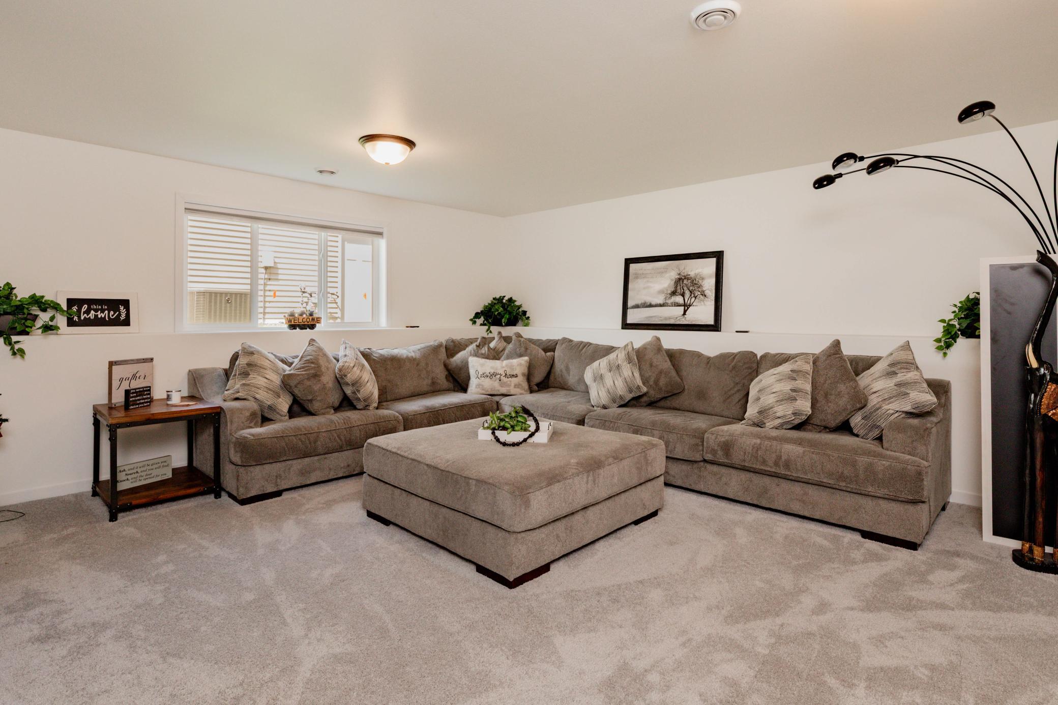 2023 single family home for sale at 1151 Marlys Drive W in West Fargo, ND — 3 bed, 3 bath (photo 23 of 44)