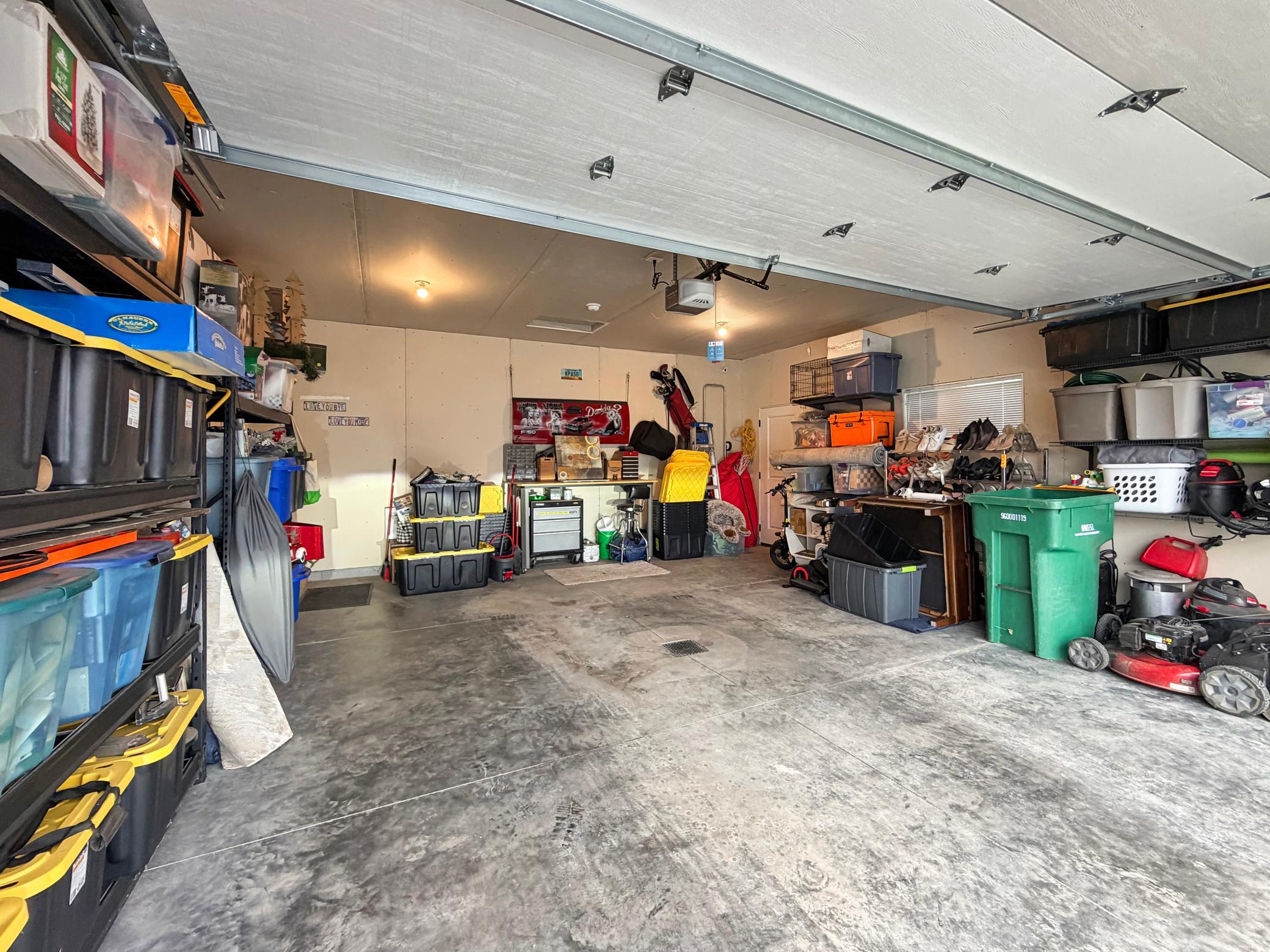 2023 single family home for sale at 1151 Marlys Drive W in West Fargo, ND — 3 bed, 3 bath (photo 32 of 44)
