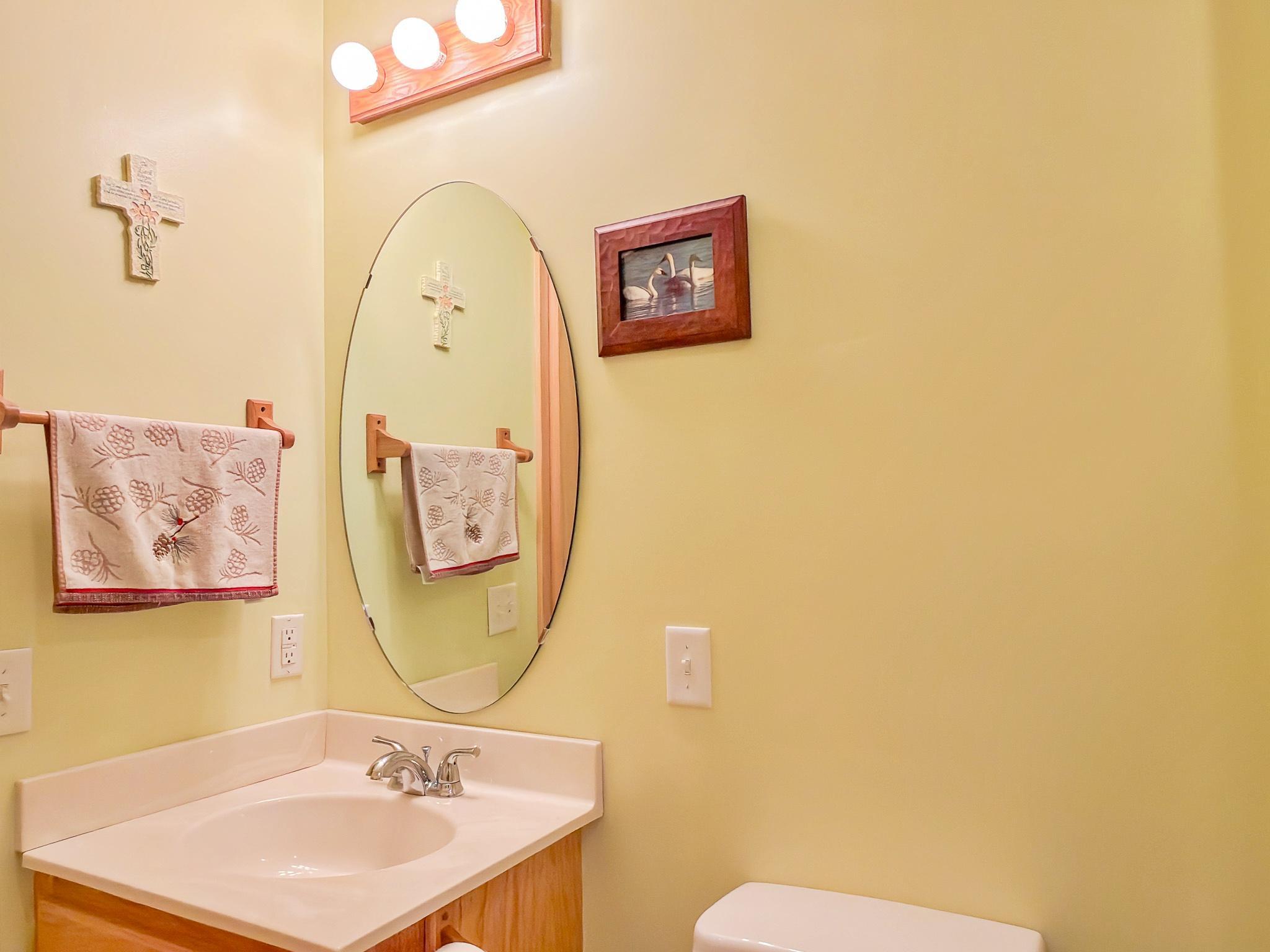 2005 single family home for sale at 25371 Hirsch Drive in Nevis, MN — 3 bed, 2 bath (photo 16 of 47)
