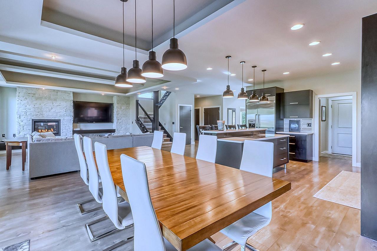 2012 single family home for sale at 4345 Beach Lane S in Fargo, ND — 5 bed, 4 bath (photo 17 of 102)