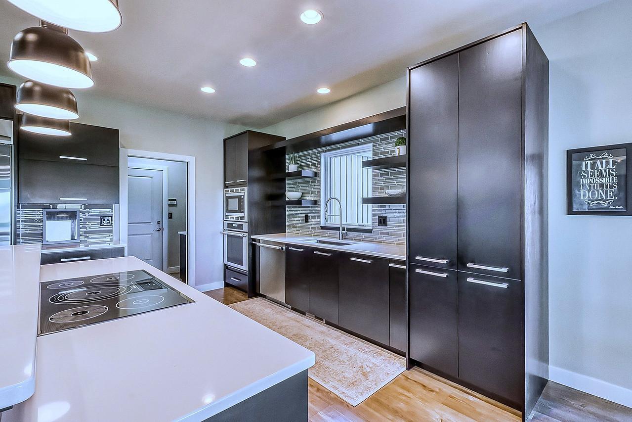 2012 single family home for sale at 4345 Beach Lane S in Fargo, ND — 5 bed, 4 bath (photo 27 of 102)