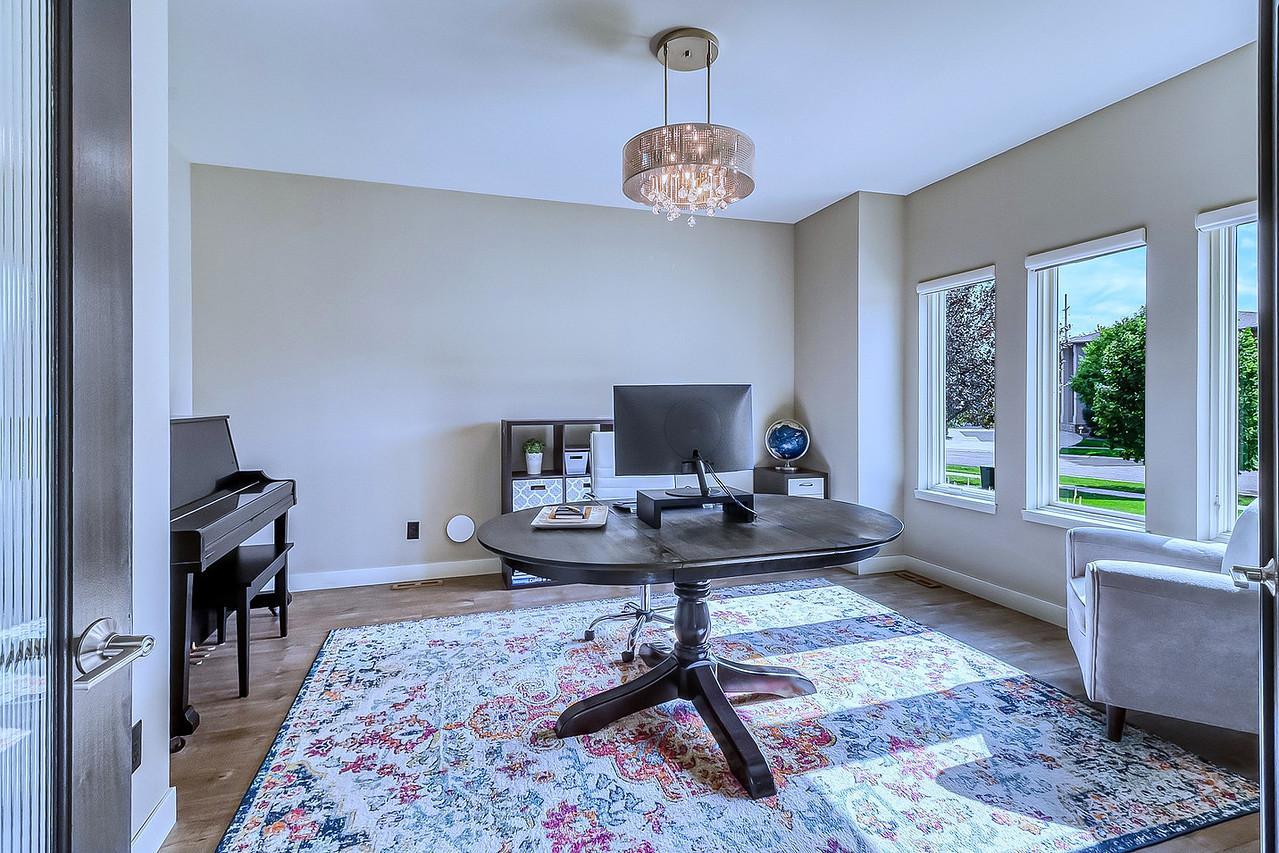 2012 single family home for sale at 4345 Beach Lane S in Fargo, ND — 5 bed, 4 bath (photo 36 of 102)