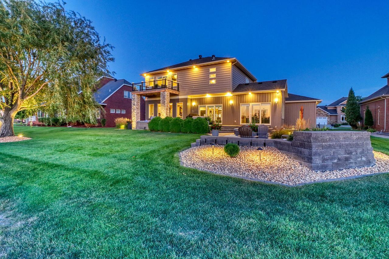 2012 single family home for sale at 4345 Beach Lane S in Fargo, ND — 5 bed, 4 bath (photo 98 of 102)