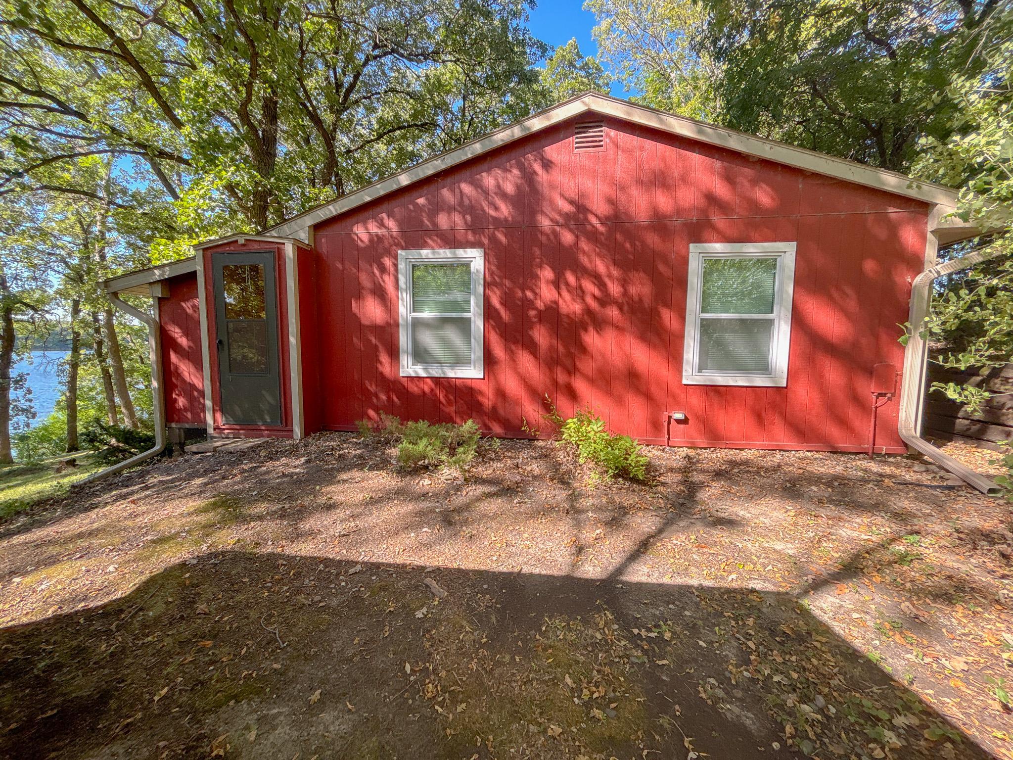2000 single family home for sale at 28640 226th Street in Underwood, MN — 2 bed, 1 bath (photo 35 of 63)