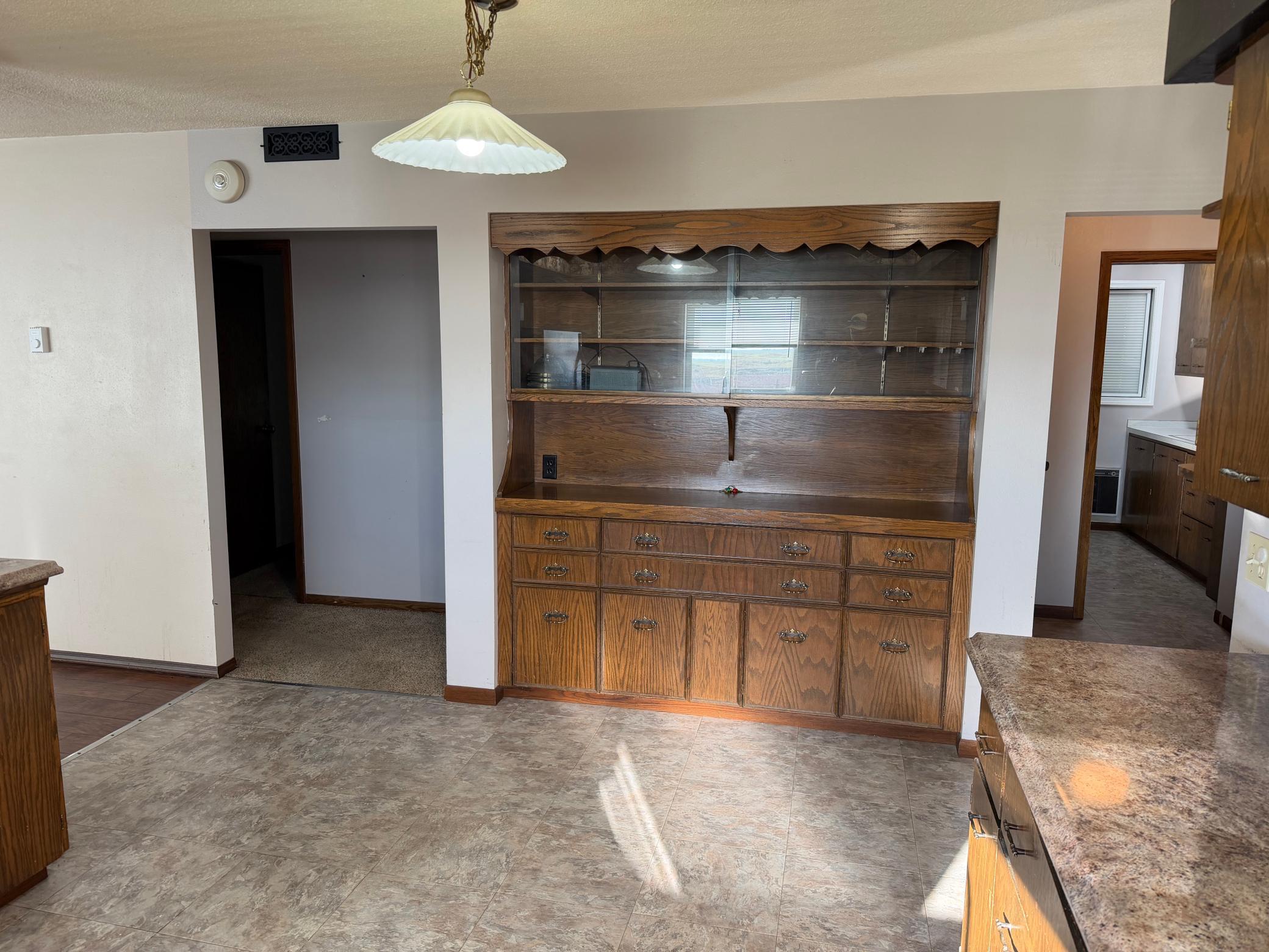 1976 single family home for sale at 39001 590th Street NW in Kenmare, ND — 5 bed, 2 bath (photo 31 of 53)