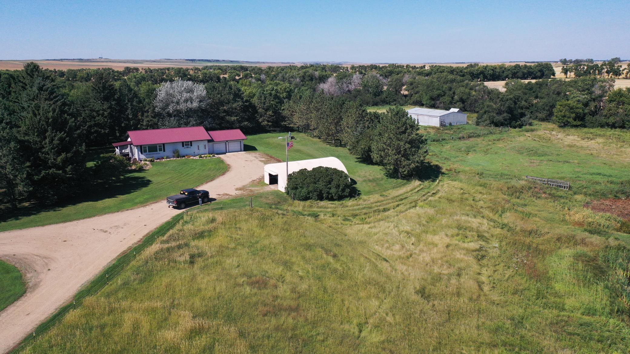 1976 single family home for sale at 39001 590th Street NW in Kenmare, ND — 5 bed, 2 bath (photo 49 of 53)