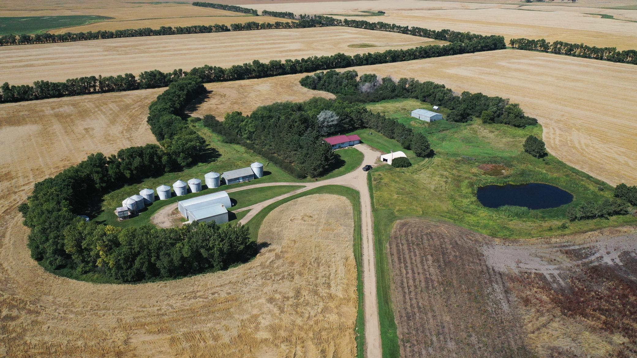 1976 single family home for sale at 39001 590th Street NW in Kenmare, ND — 5 bed, 2 bath (photo 50 of 53)