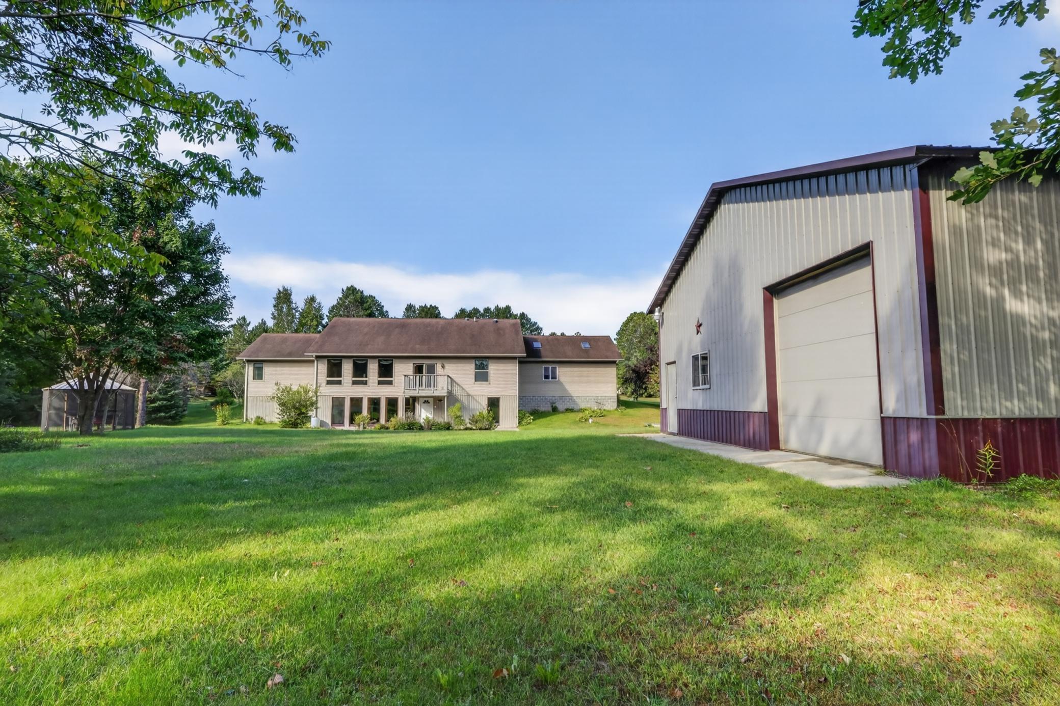 2005 single family home for sale at 3065 River Road in Grand Rapids, MN — 3 bed, 3 bath (photo 2 of 99)