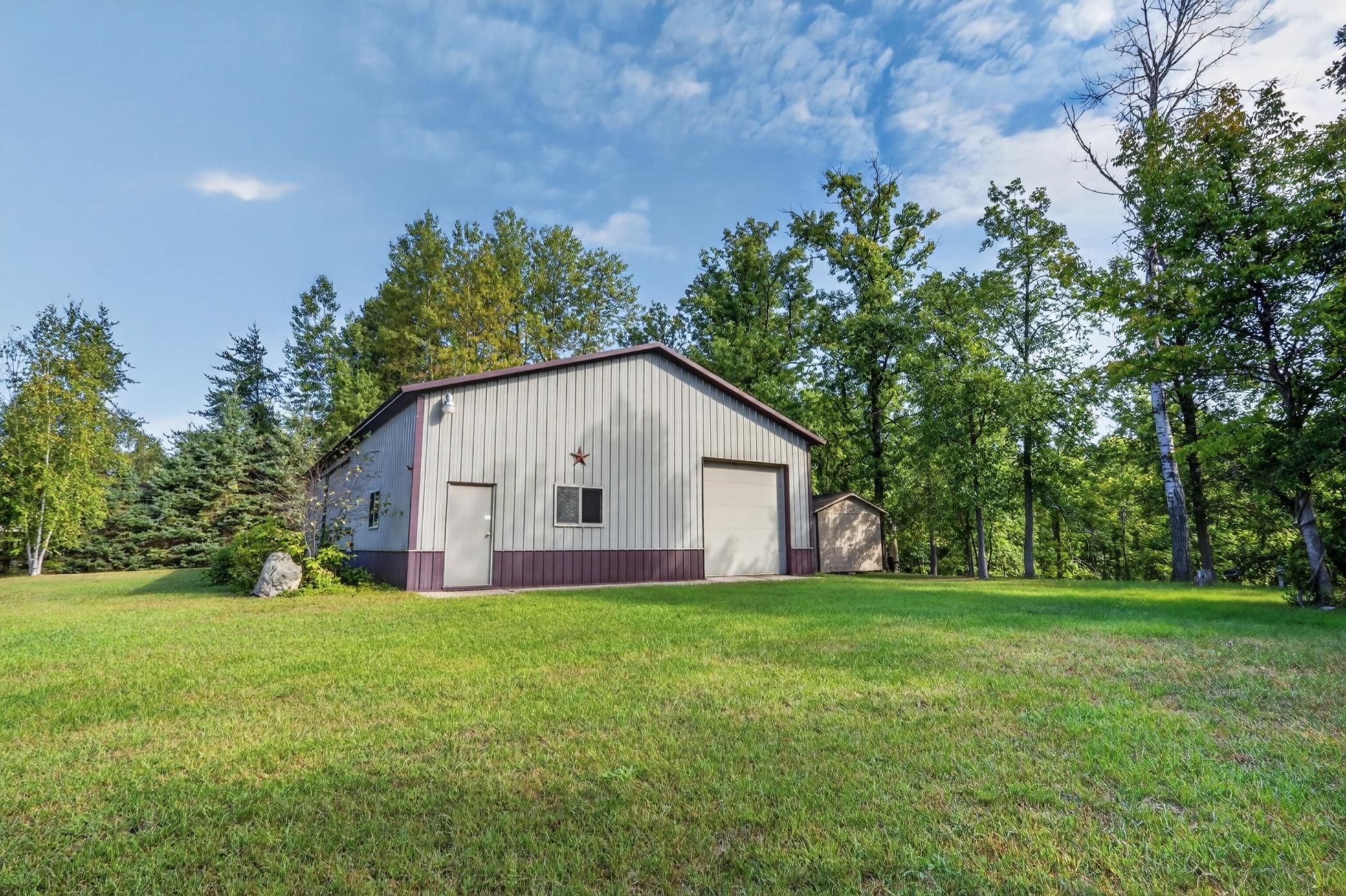 2005 single family home for sale at 3065 River Road in Grand Rapids, MN — 3 bed, 3 bath (photo 4 of 99)