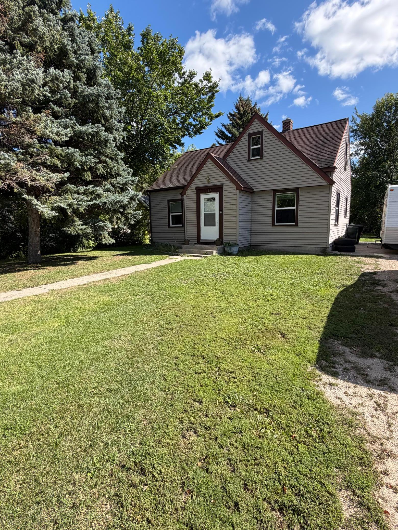1947 single family home for sale at 115 Riverside Drive in Stephen, MN — 4 bed, 1 bath