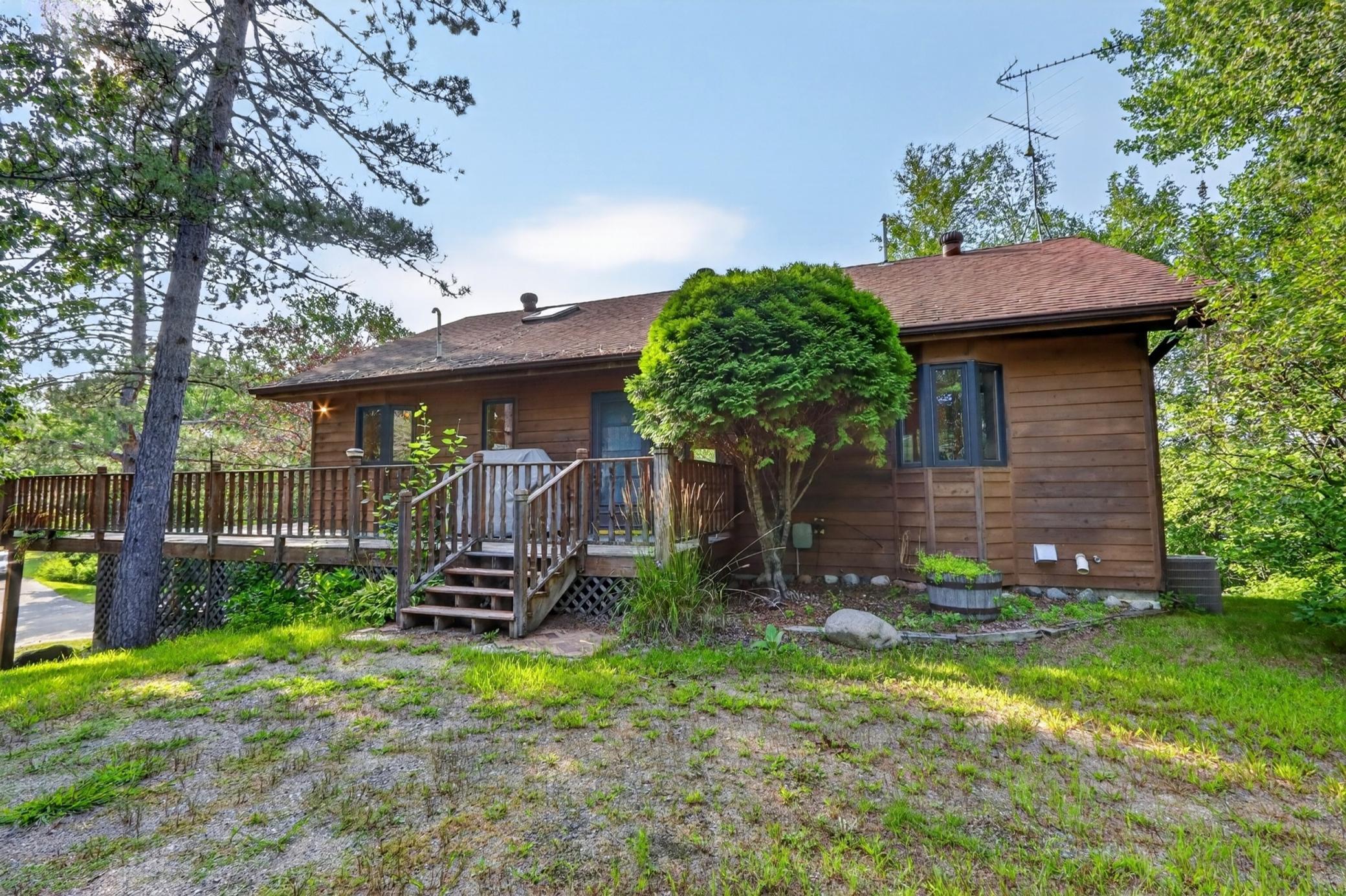 1996 single family home for sale at 24392 S Long Lake Trail in Bigfork, MN — 3 bed, 2 bath (photo 10 of 82)