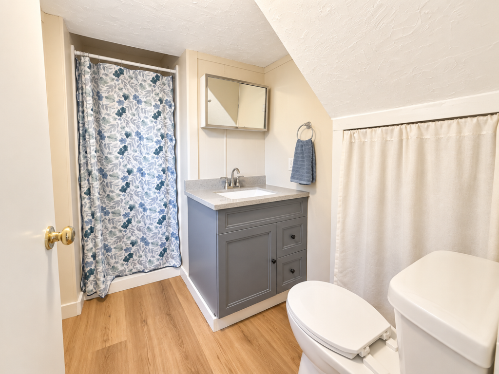 1920 single family home for sale at 105 Sadie Street in Marble, MN — 3 bed, 2 bath (photo 12 of 27)