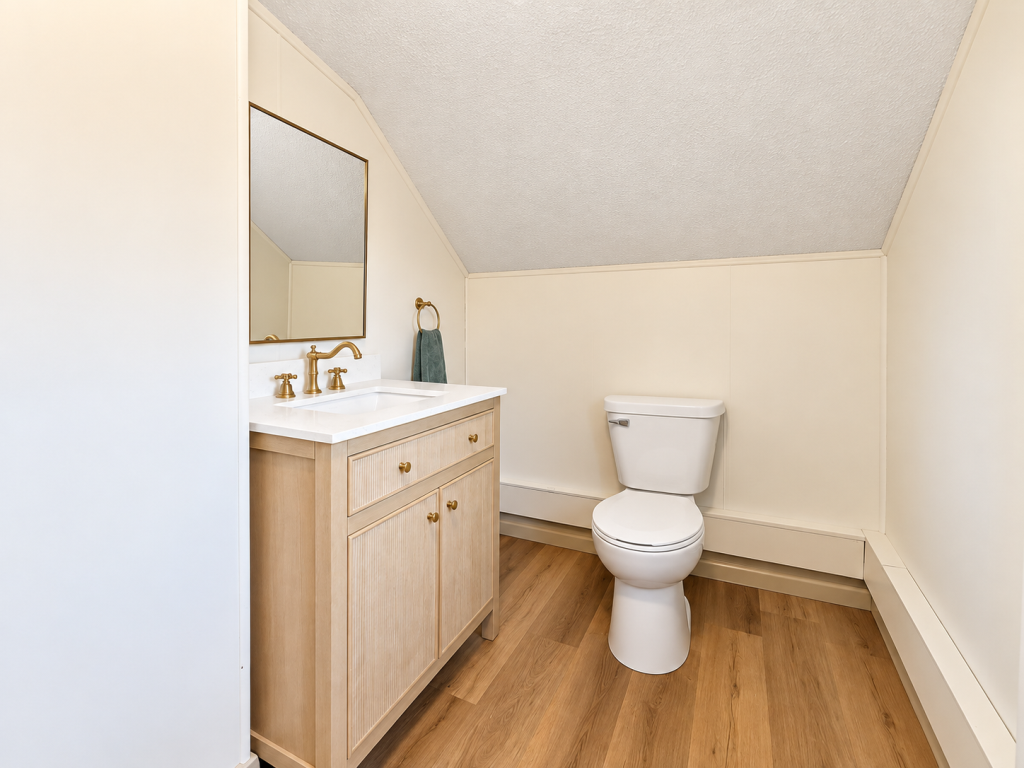 1920 single family home for sale at 105 Sadie Street in Marble, MN — 3 bed, 2 bath (photo 17 of 27)