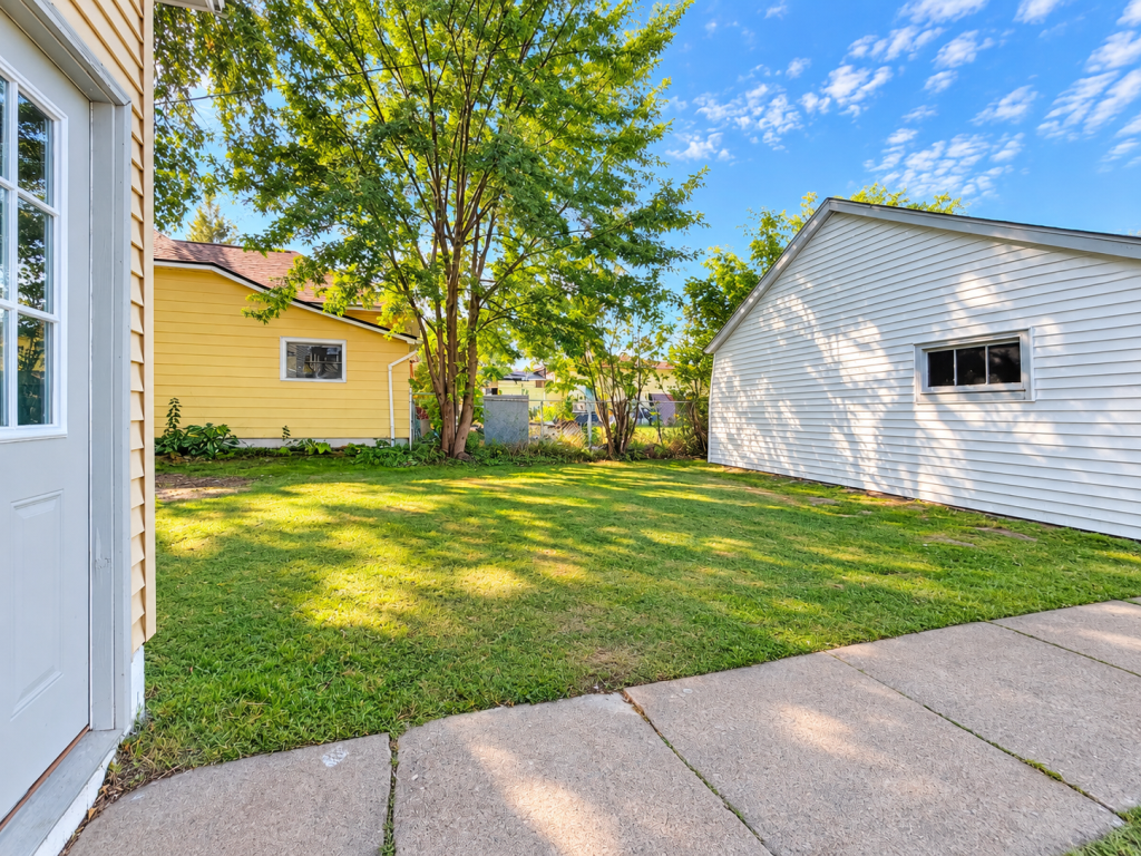 1920 single family home for sale at 105 Sadie Street in Marble, MN — 3 bed, 2 bath (photo 22 of 27)