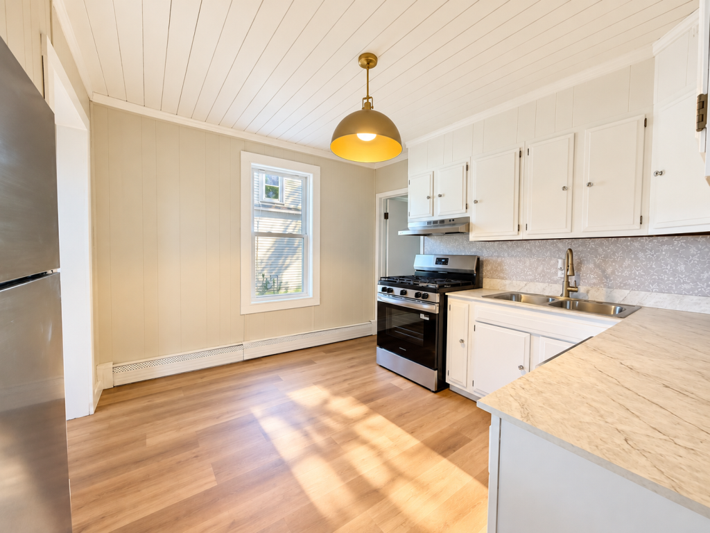 1920 single family home for sale at 105 Sadie Street in Marble, MN — 3 bed, 2 bath (photo 5 of 27)