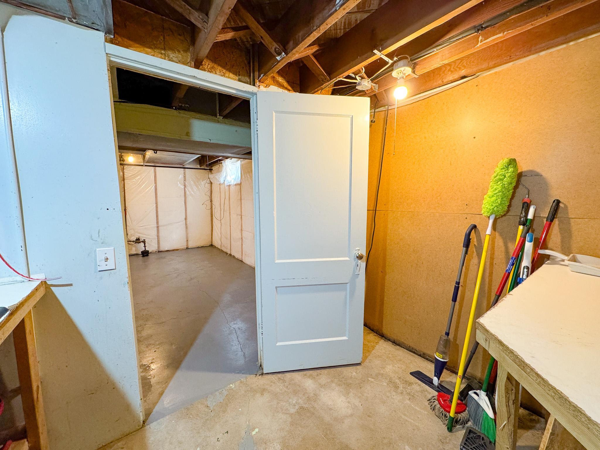 1940 single family home for sale at 217 W Church Street in Fergus Falls, MN — 3 bed, 2 bath (photo 29 of 46)