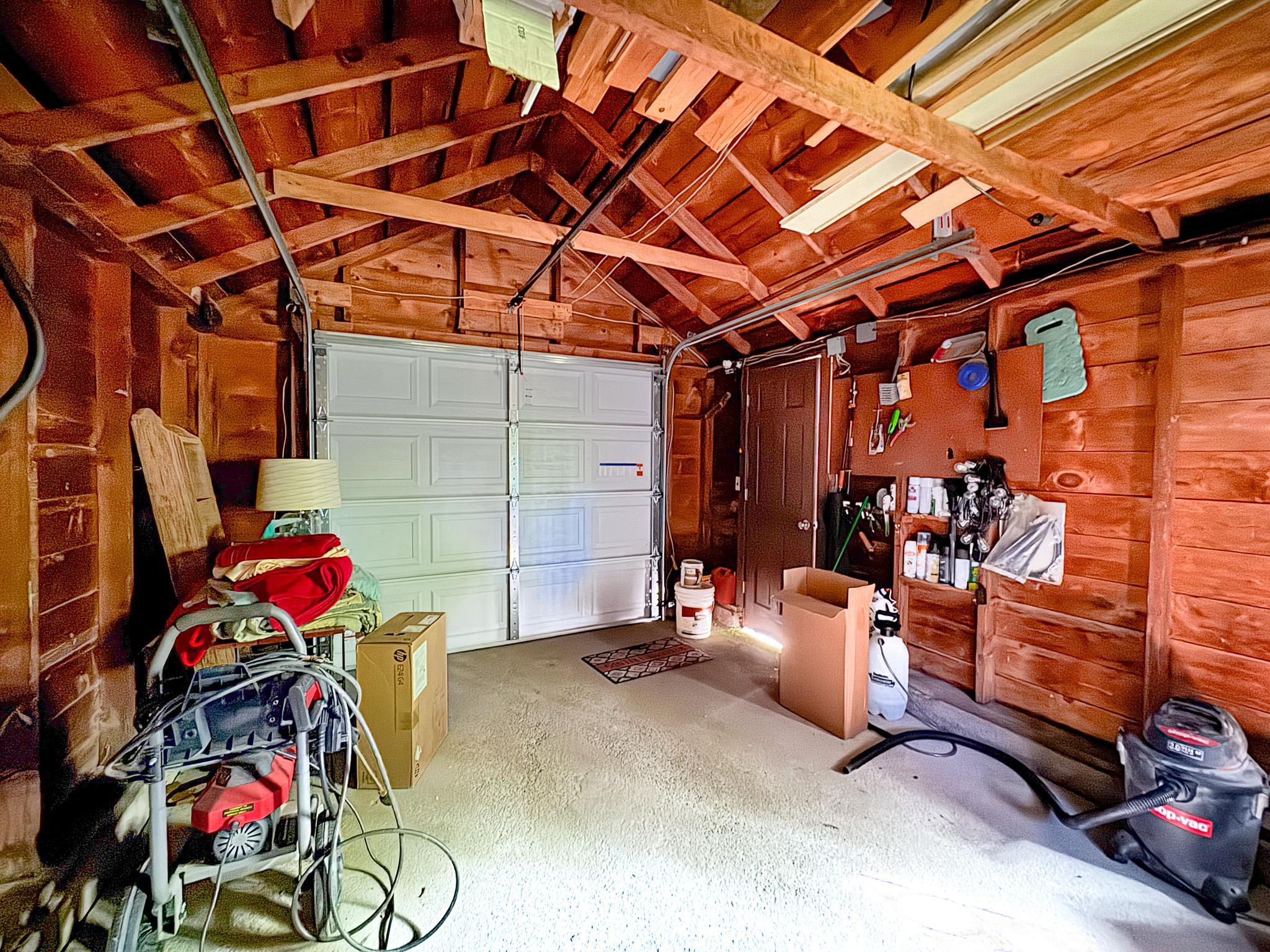 1940 single family home for sale at 217 W Church Street in Fergus Falls, MN — 3 bed, 2 bath (photo 37 of 46)