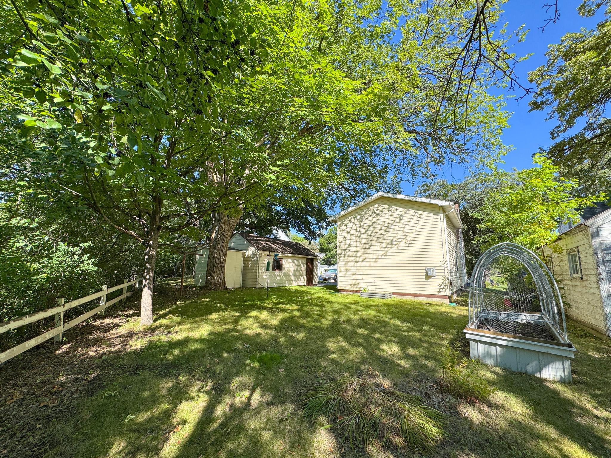 1940 single family home for sale at 217 W Church Street in Fergus Falls, MN — 3 bed, 2 bath (photo 43 of 46)