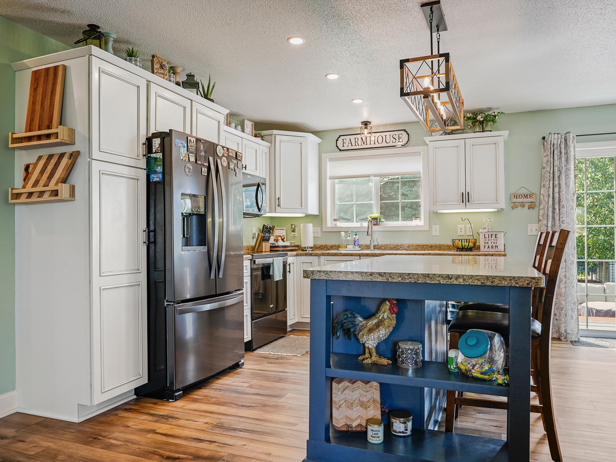 2008 single family home for sale at 1207 6th Ave NW in Perham, MN — 4 bed, 2 bath (photo 11 of 46)