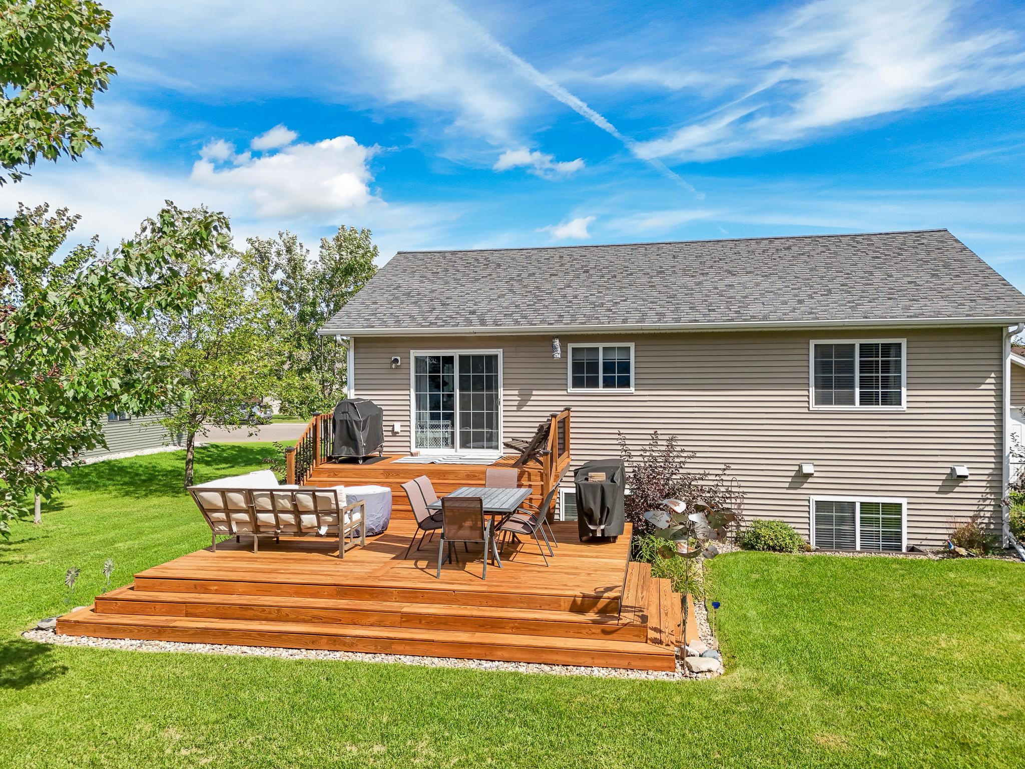 2008 single family home for sale at 1207 6th Ave NW in Perham, MN — 4 bed, 2 bath (photo 13 of 46)