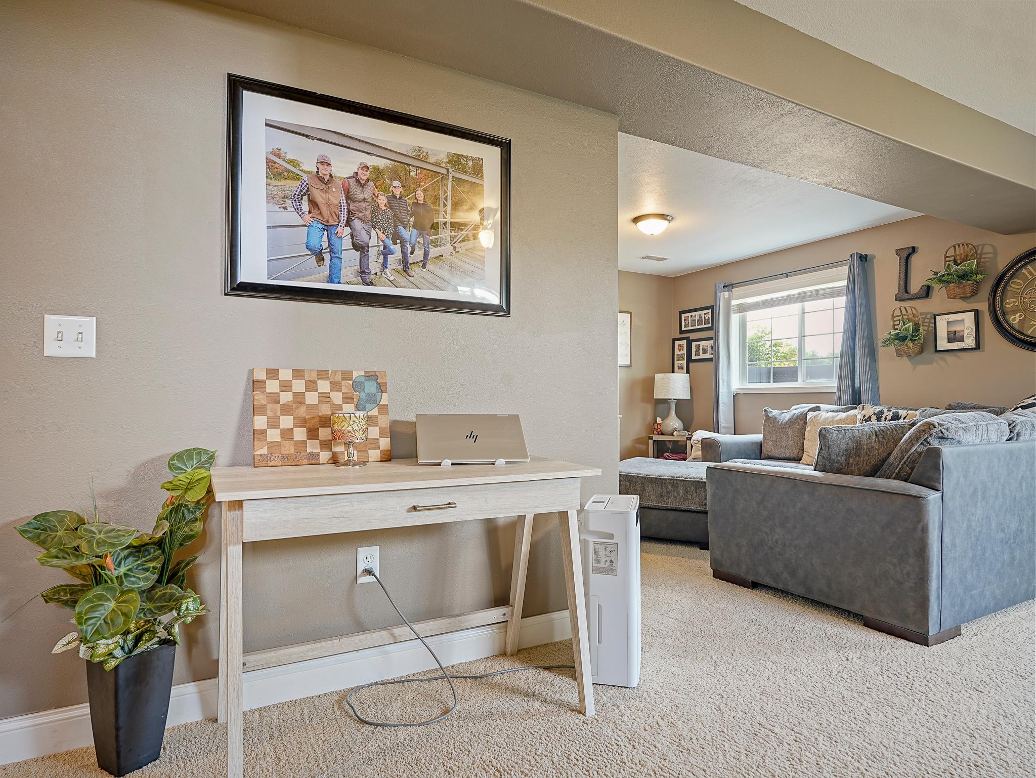 2008 single family home for sale at 1207 6th Ave NW in Perham, MN — 4 bed, 2 bath (photo 24 of 46)