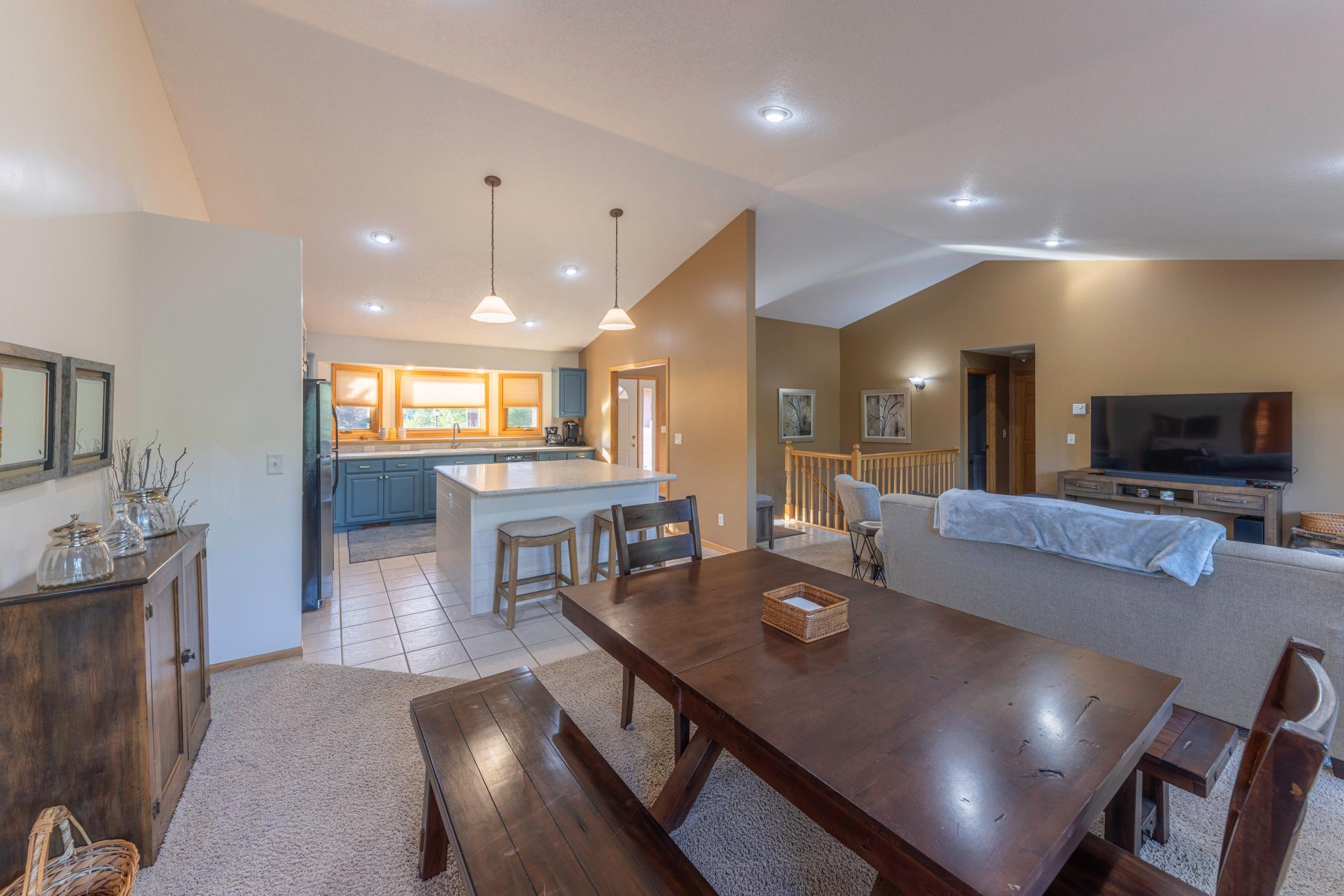 2004 single family home for sale at 20150 SUGARBROOKE LN in Cohasset, MN — 3 bed, 3 bath (photo 12 of 20)