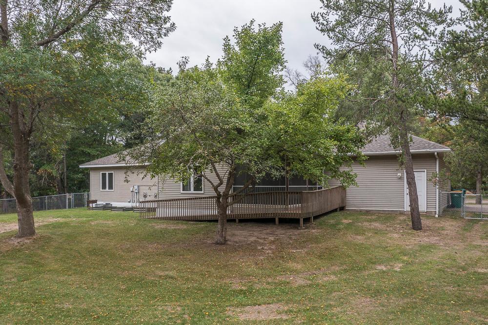 1998 single family home for sale at 14610 Lynndale Drive in Baxter, MN — 5 bed, 3 bath (photo 3 of 44)