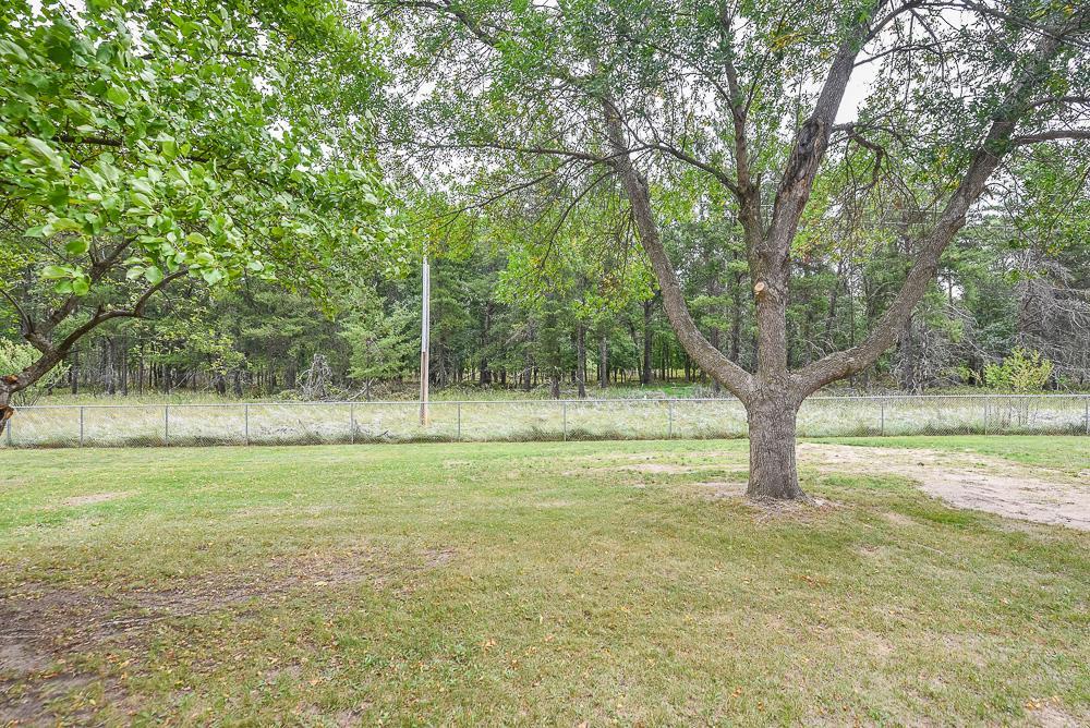 1998 single family home for sale at 14610 Lynndale Drive in Baxter, MN — 5 bed, 3 bath (photo 37 of 44)