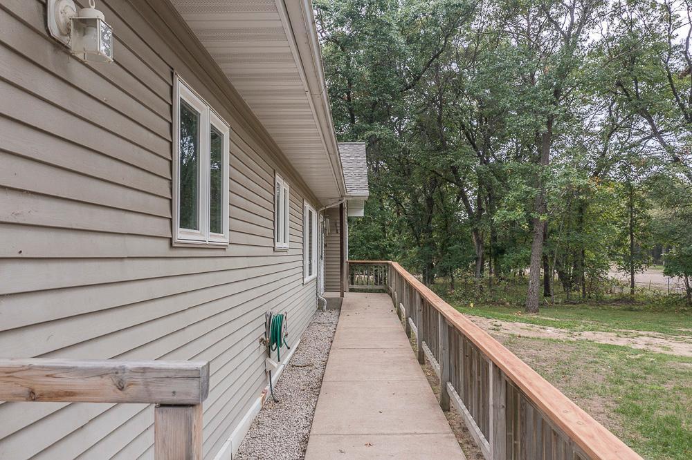 1998 single family home for sale at 14610 Lynndale Drive in Baxter, MN — 5 bed, 3 bath (photo 38 of 44)