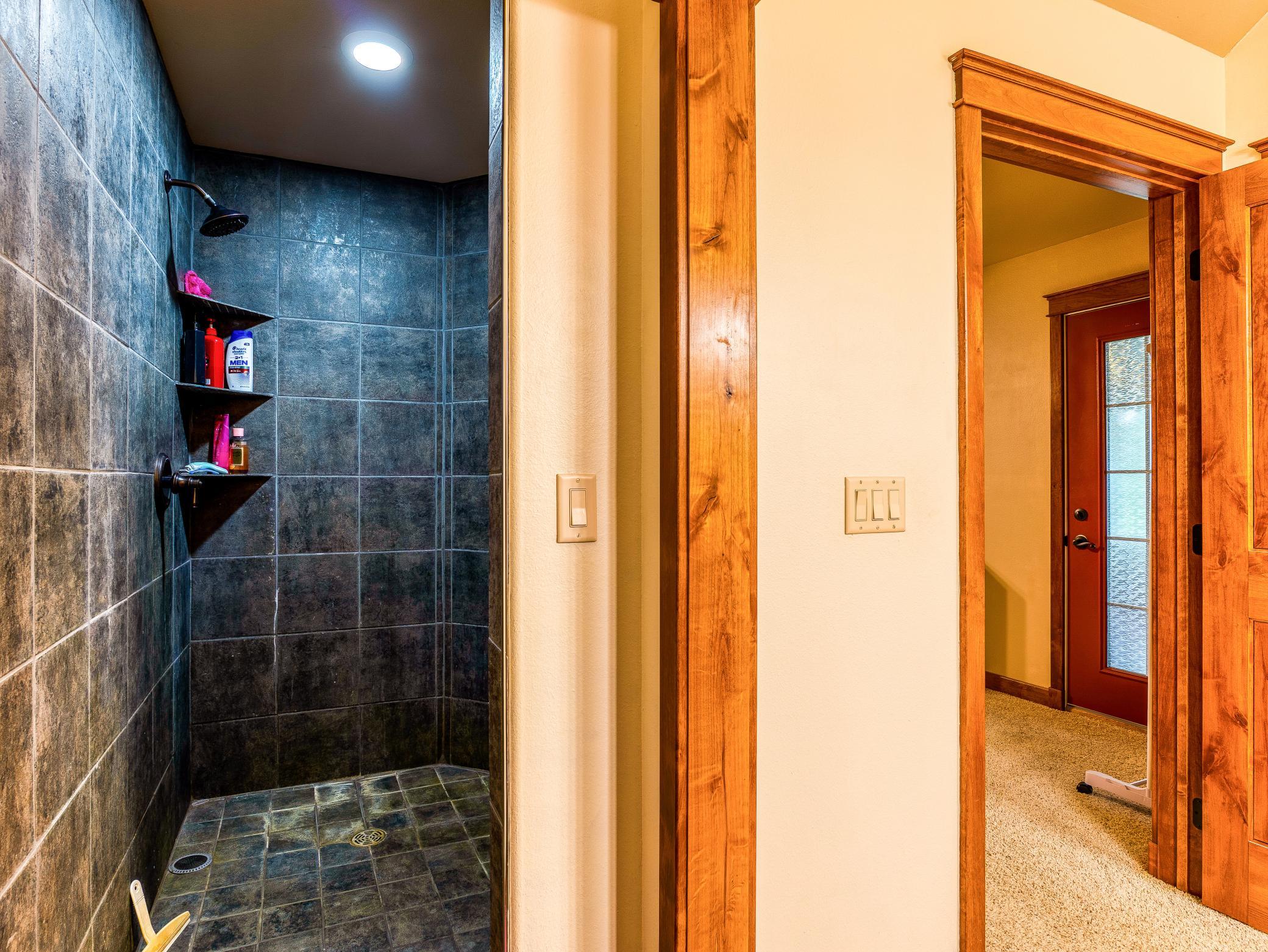 2005 townhouse for sale at 17787 Kitchigami Road SE, Unit 11 in Cass Lake, MN — 2 bed, 2 bath (photo 18 of 67)