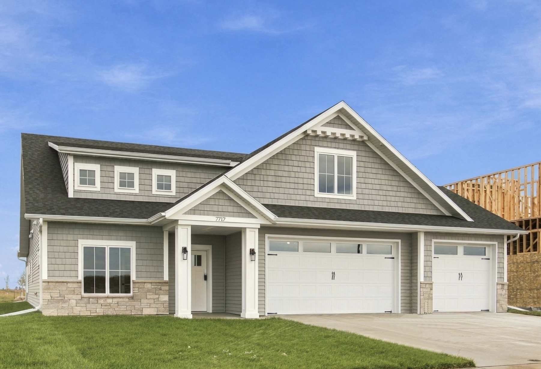 2026 single family home for sale at 7717 81st Avenue S in Horace, ND — 4 bed, 3 bath (photo 2 of 41)