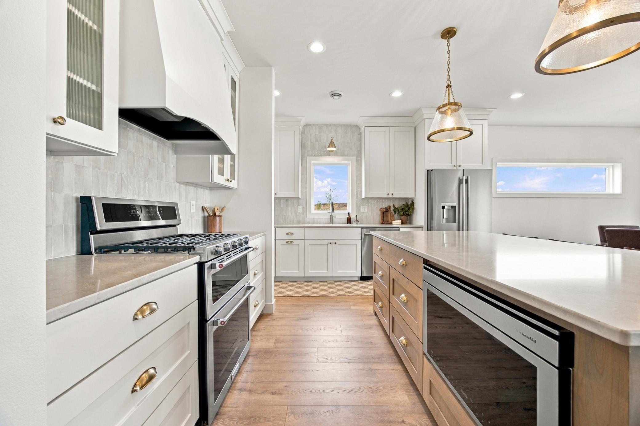 2026 single family home for sale at 7717 81st Avenue S in Horace, ND — 4 bed, 3 bath (photo 6 of 41)