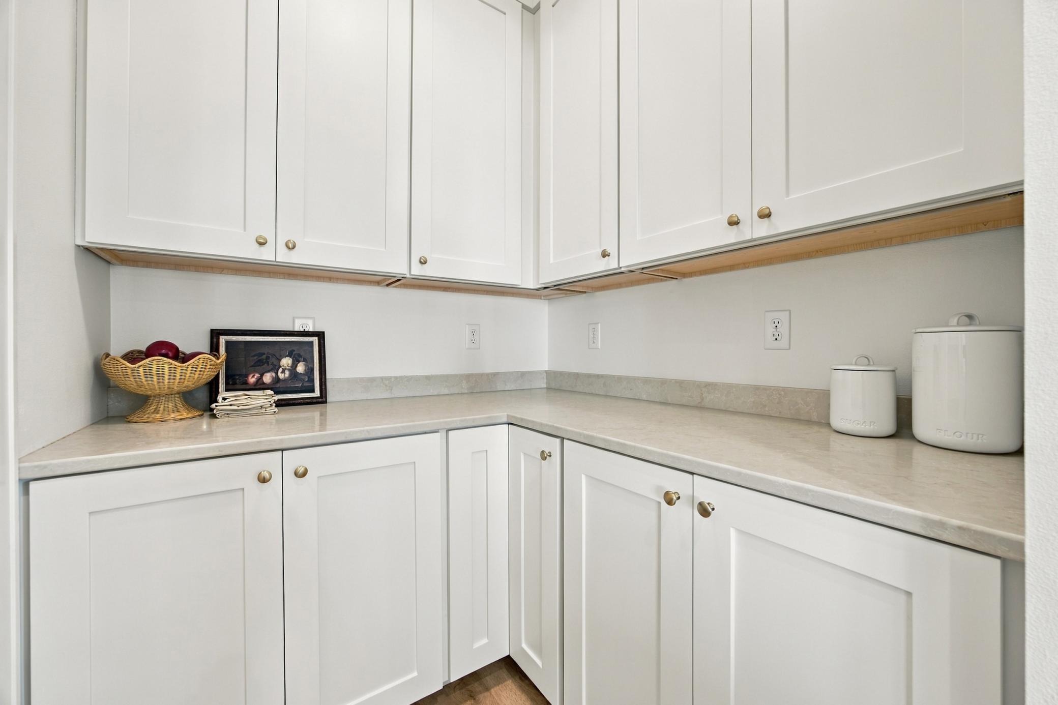 2026 single family home for sale at 7717 81st Avenue S in Horace, ND — 4 bed, 3 bath (photo 8 of 41)
